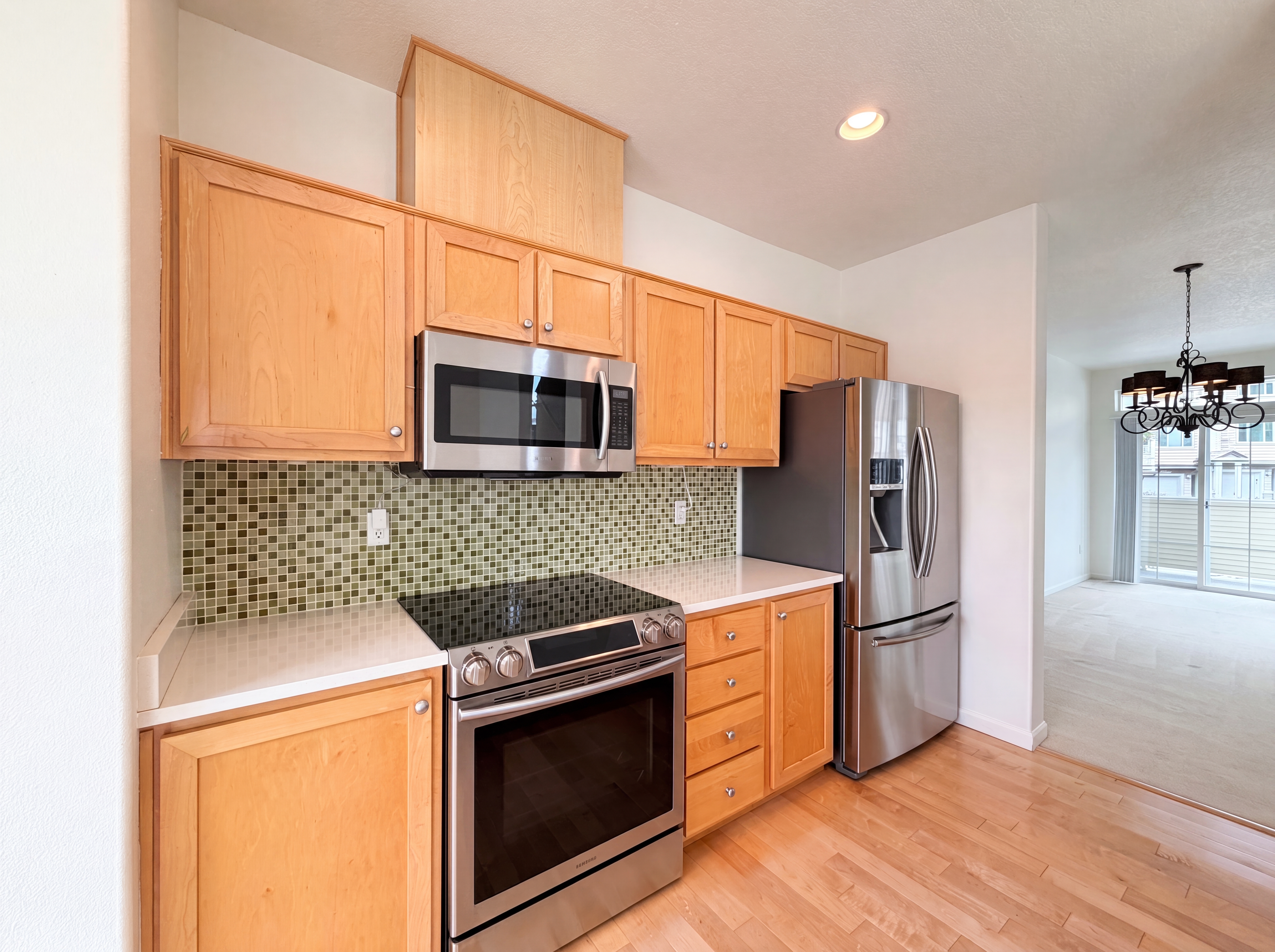 Photo 6 of 26 of 15485 SW Sparrow Loop, Beaverton, OR