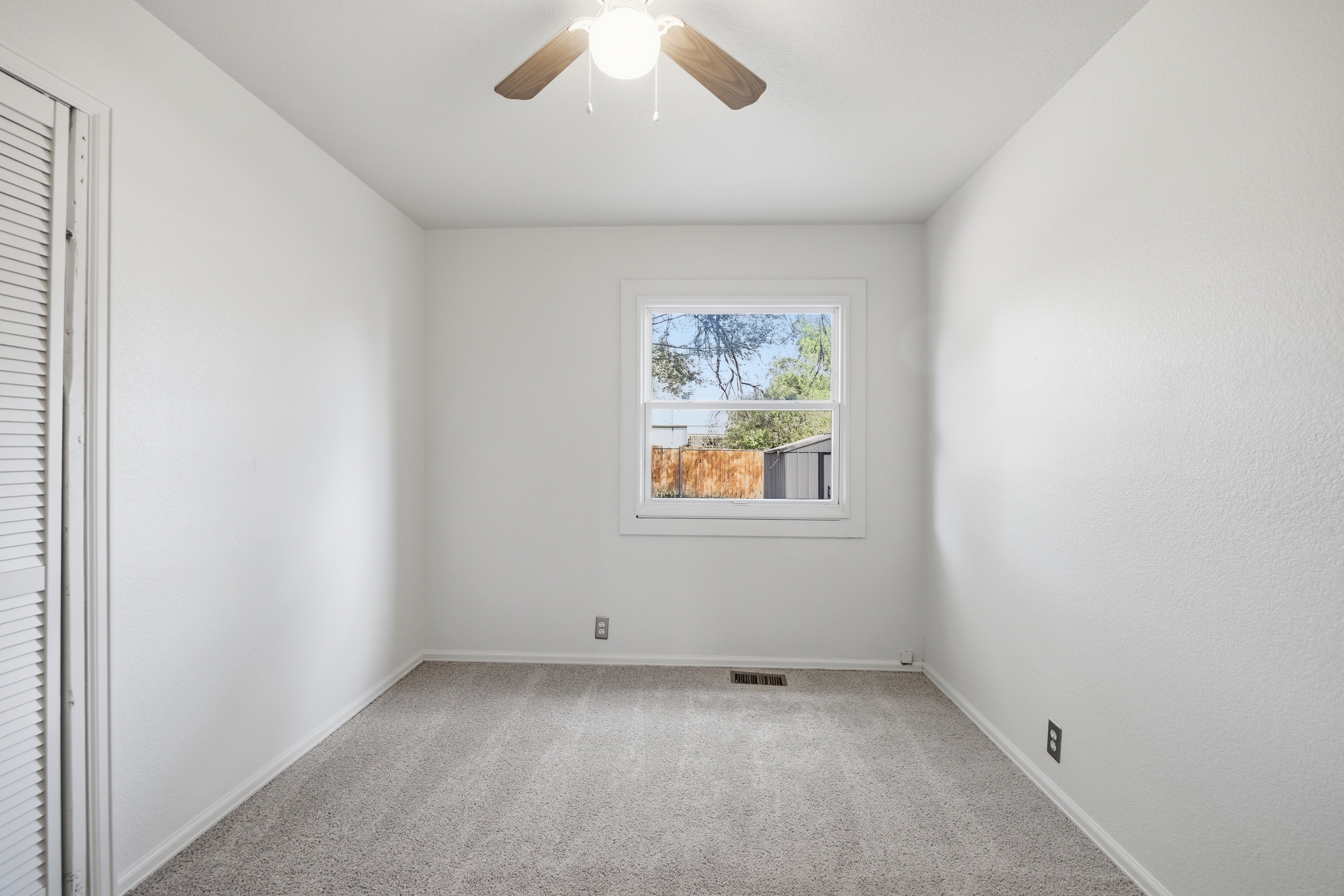 Photo 43 of 63 of 412 Lynn Ave, Colorado Springs, CO
