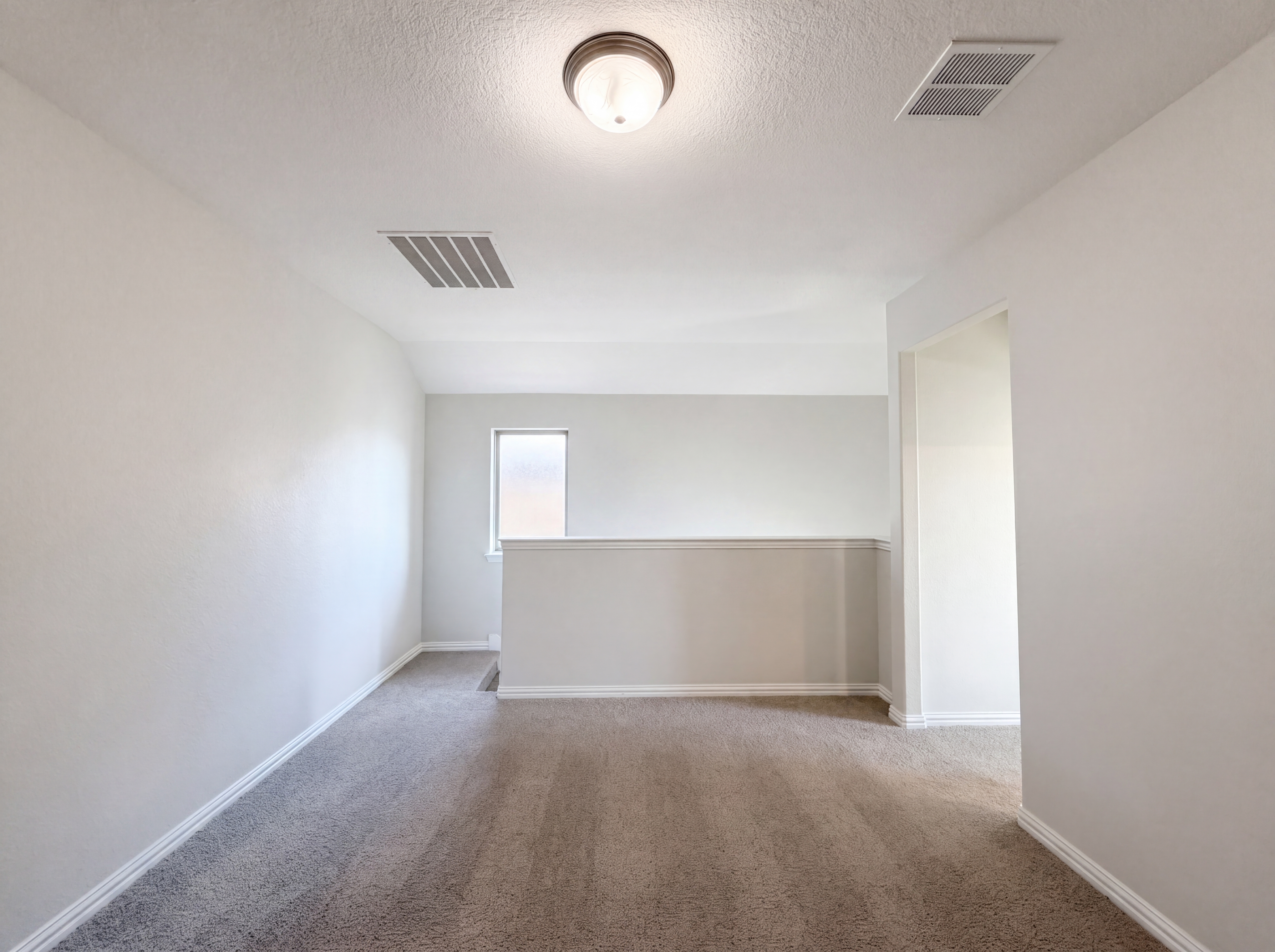 Photo 18 of 21 of 6705 Farsight Dr, Fort Worth, TX