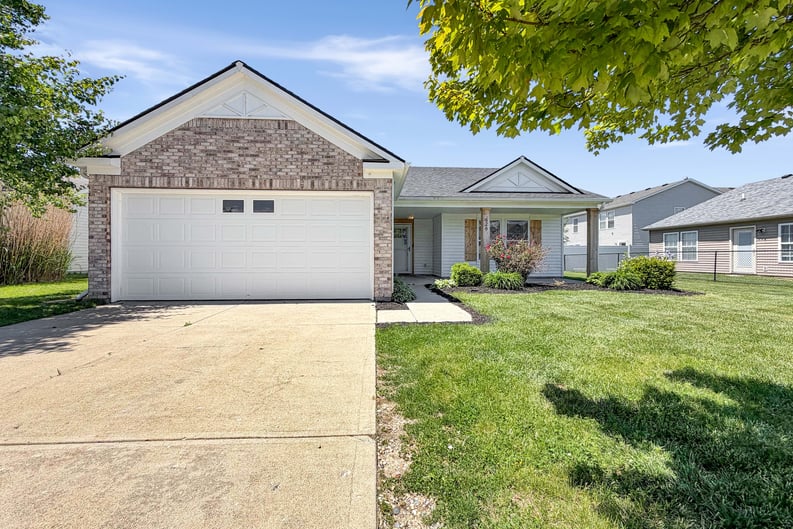 Property photo 1 of 526 Bourneside Dr