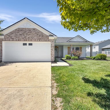 Property photo 1 of 526 Bourneside Dr