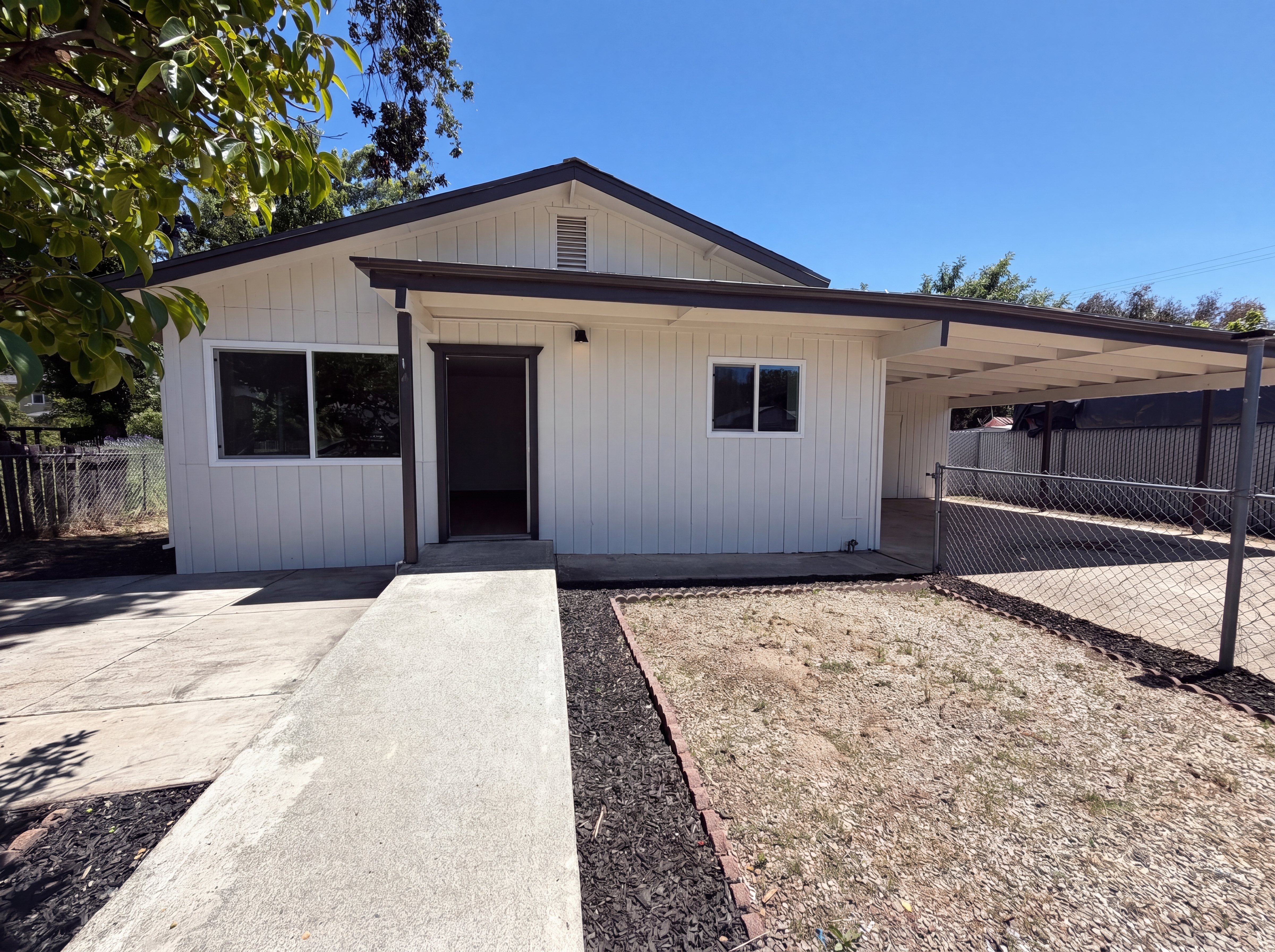 Photo 17 of 28 of 140 S Starr St, Lakeport, CA