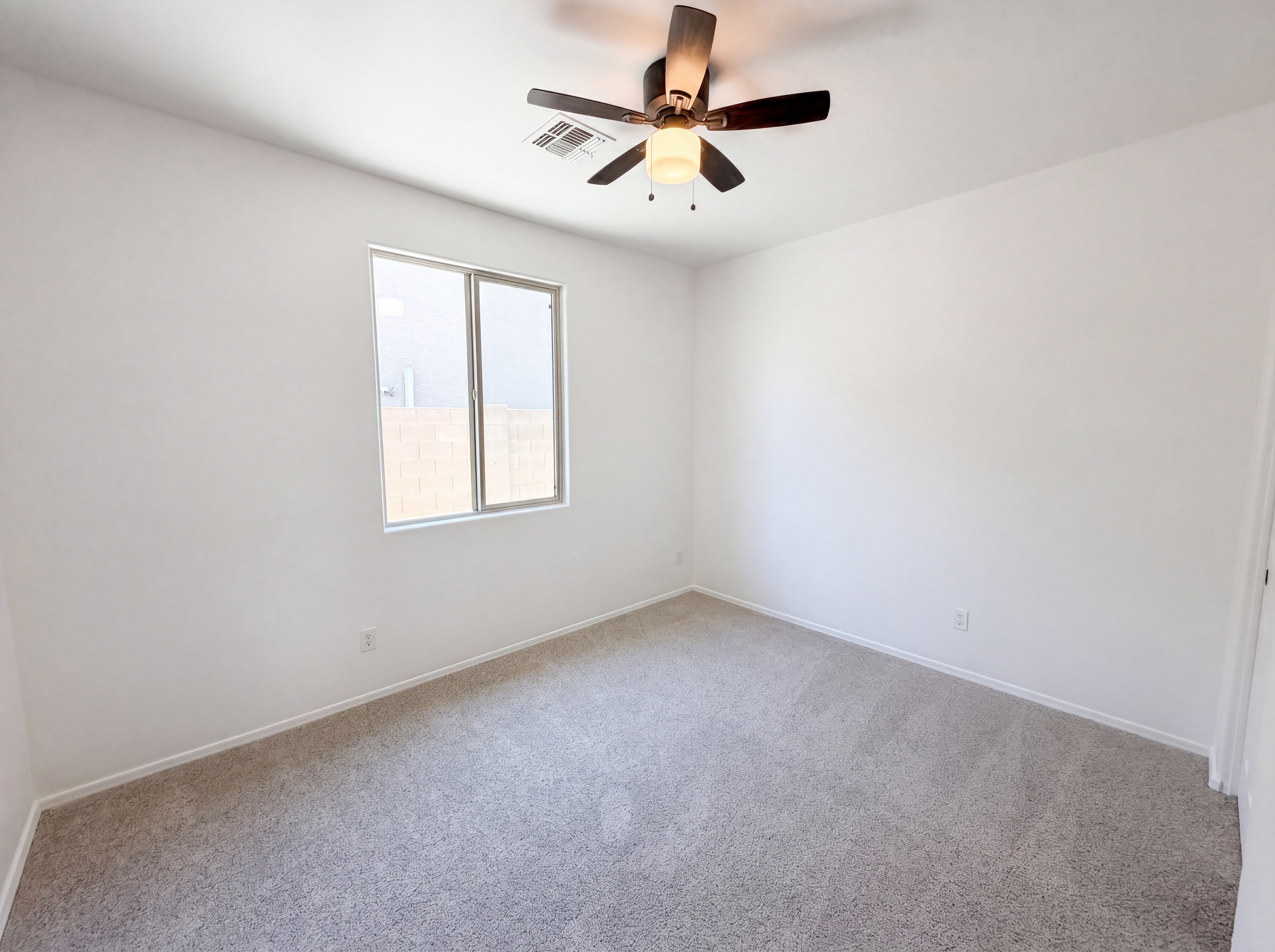 Photo 20 of 32 of 8014 W Atlantis Way, Phoenix, AZ