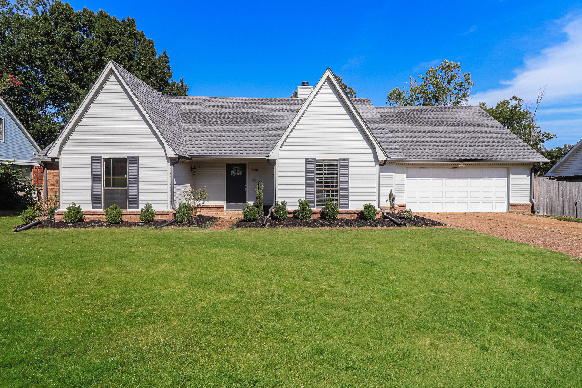 Photo 21 of 41 of 3530 Josee Ln, Bartlett, TN