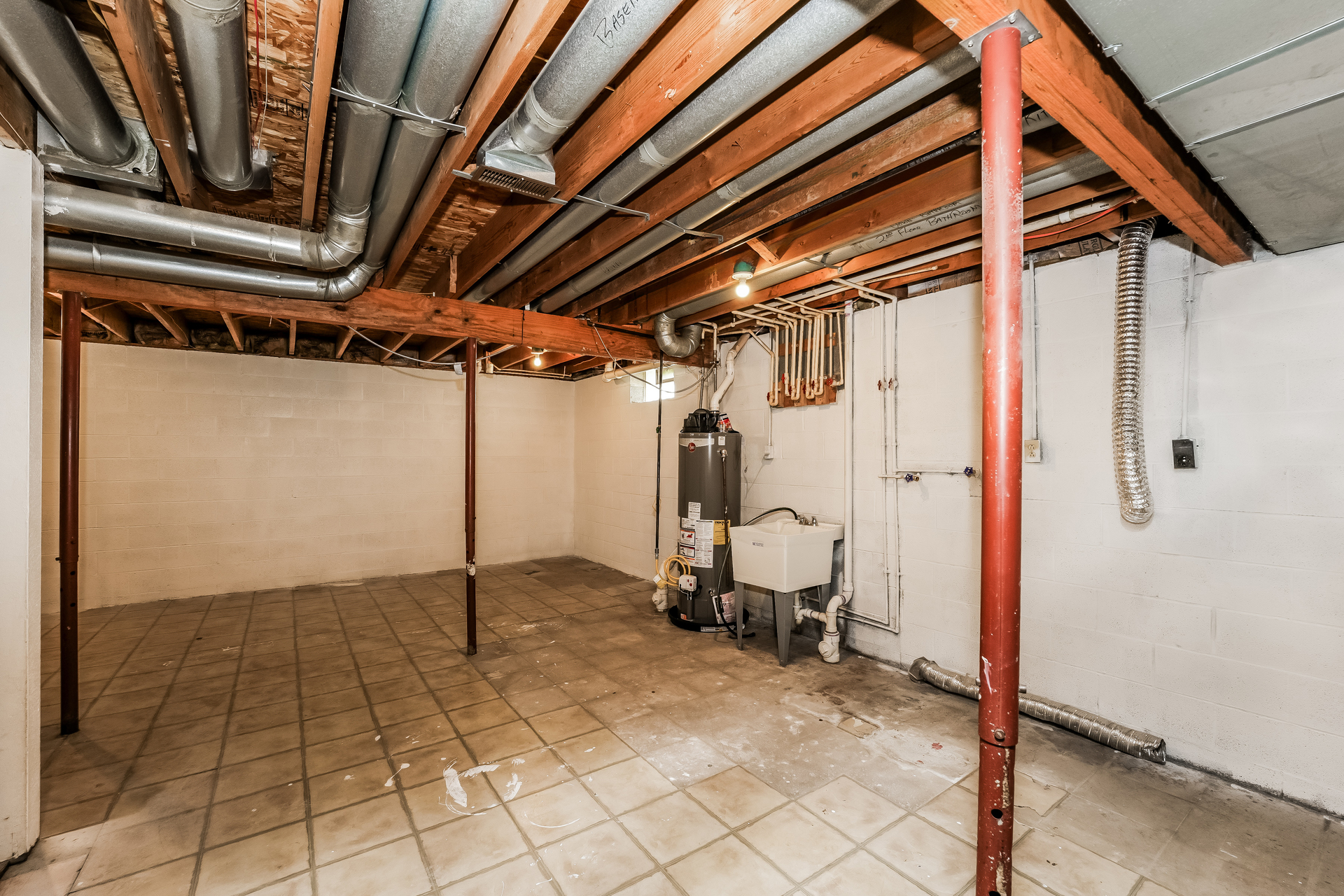 Photo 20 of 21 of 2437 E 64th St, Cleveland, OH
