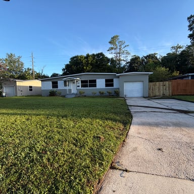Property photo 1 of 6535 Lou Dr N