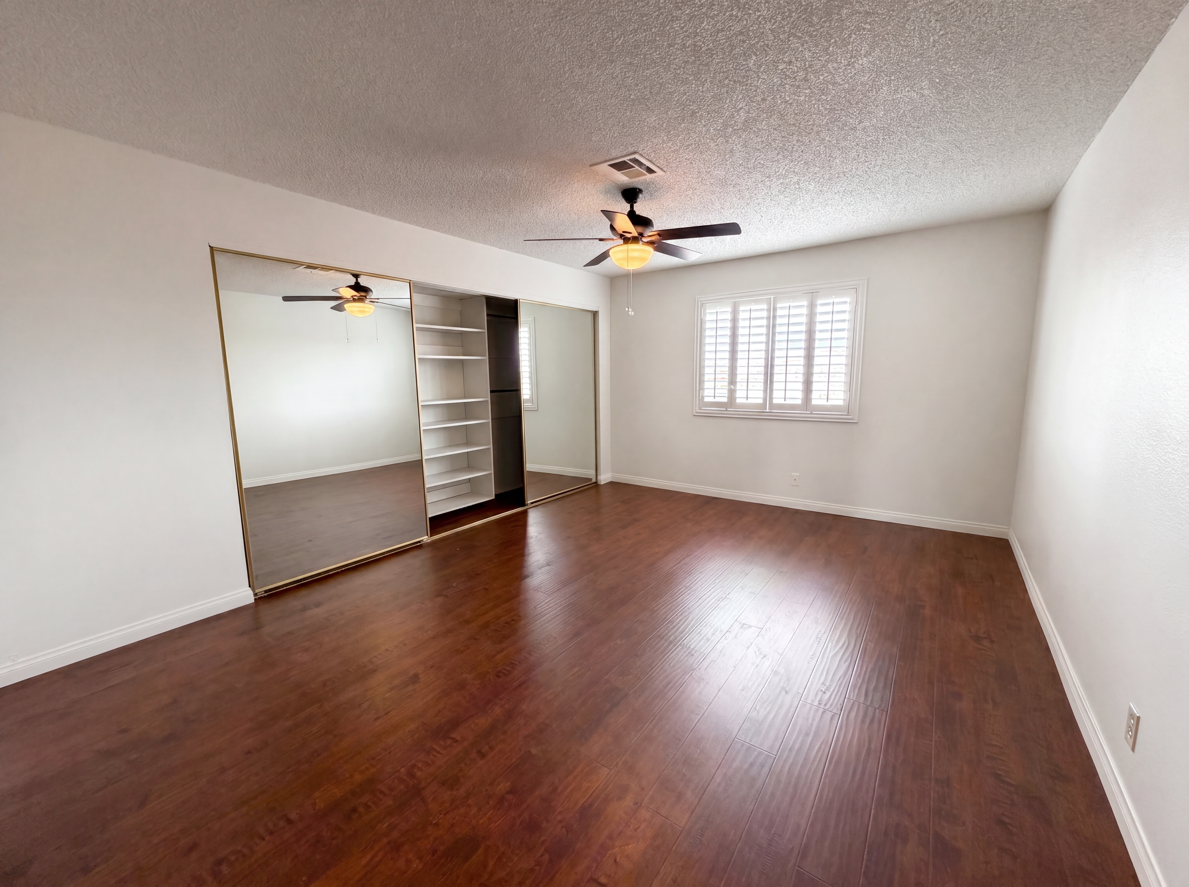 Photo 30 of 47 of 1325 Keifer Ln, Las Vegas, NV