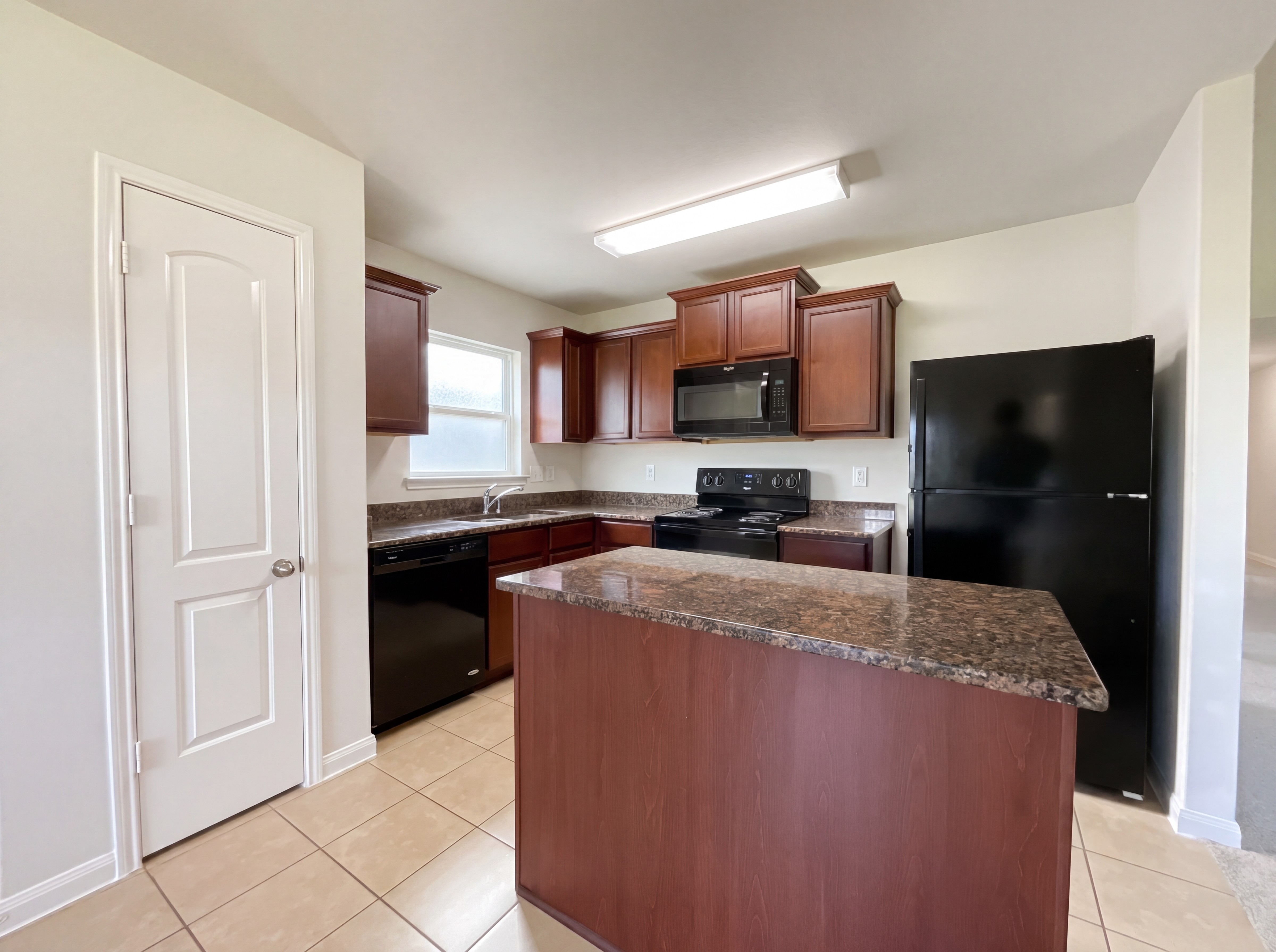 Photo 7 of 16 of 8735 Hazel Rose Sky Dr, Humble, TX