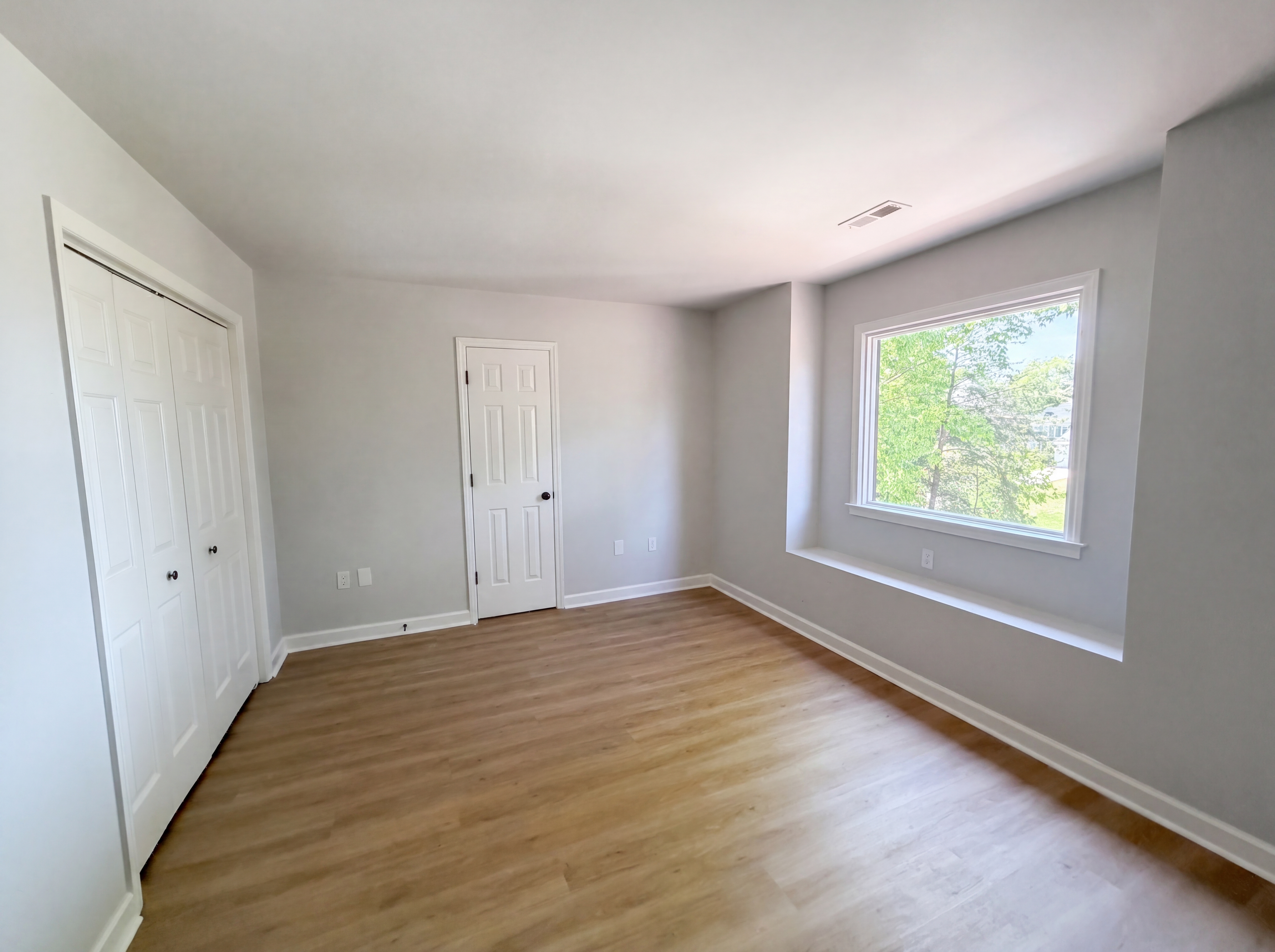 Photo 17 of 26 of 6095 Coral View Dr, Harrisburg, NC