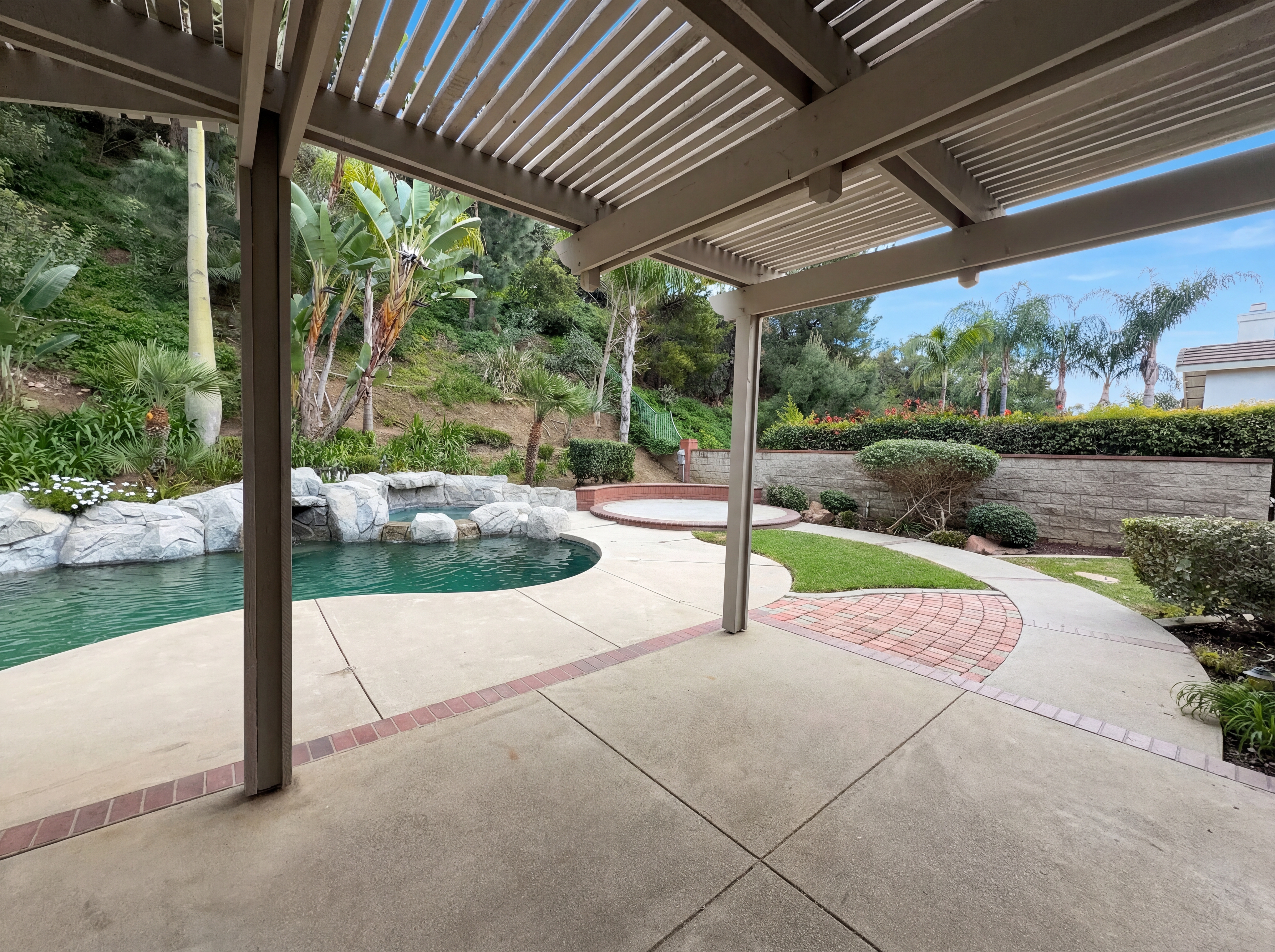 Photo 8 of 30 of 3810 San Antonio Rd, Yorba Linda, CA