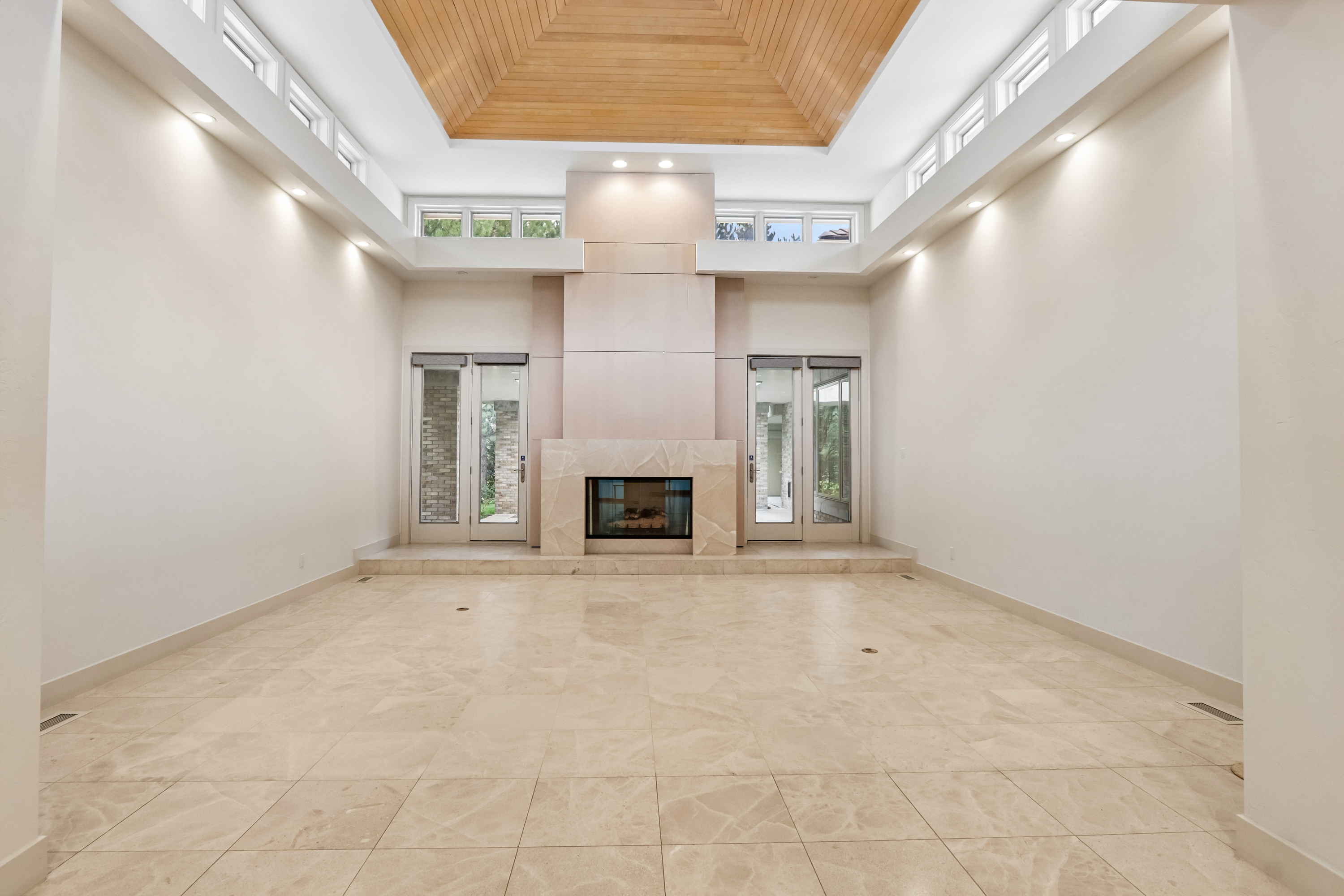 Photo 3 of 49 of 4986 S Fillmore Ct, Englewood, CO