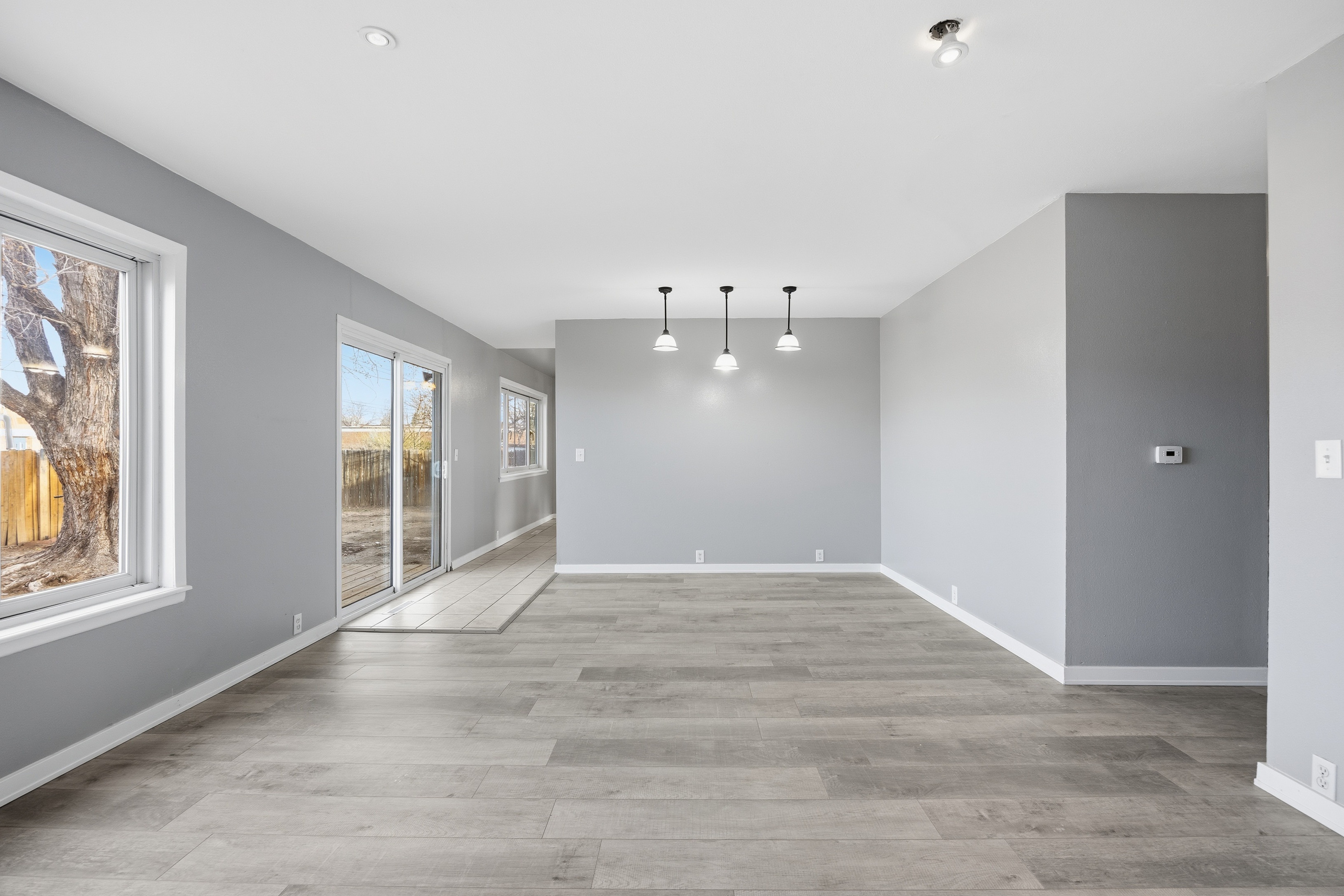 Photo 11 of 40 of 1014 Fosdick Dr, Colorado Springs, CO
