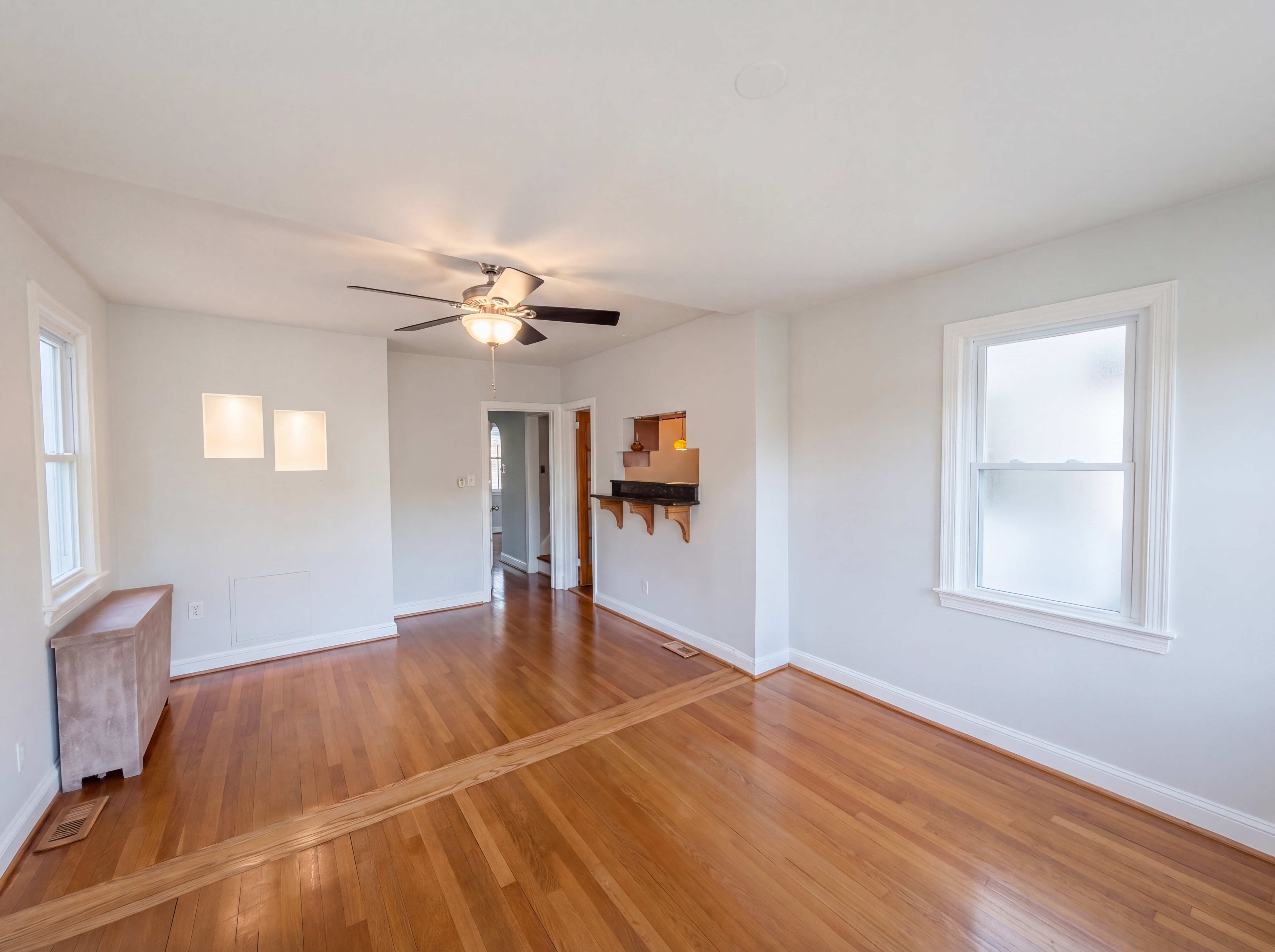 Photo 8 of 31 of 3023 K St SE, Washington, DC