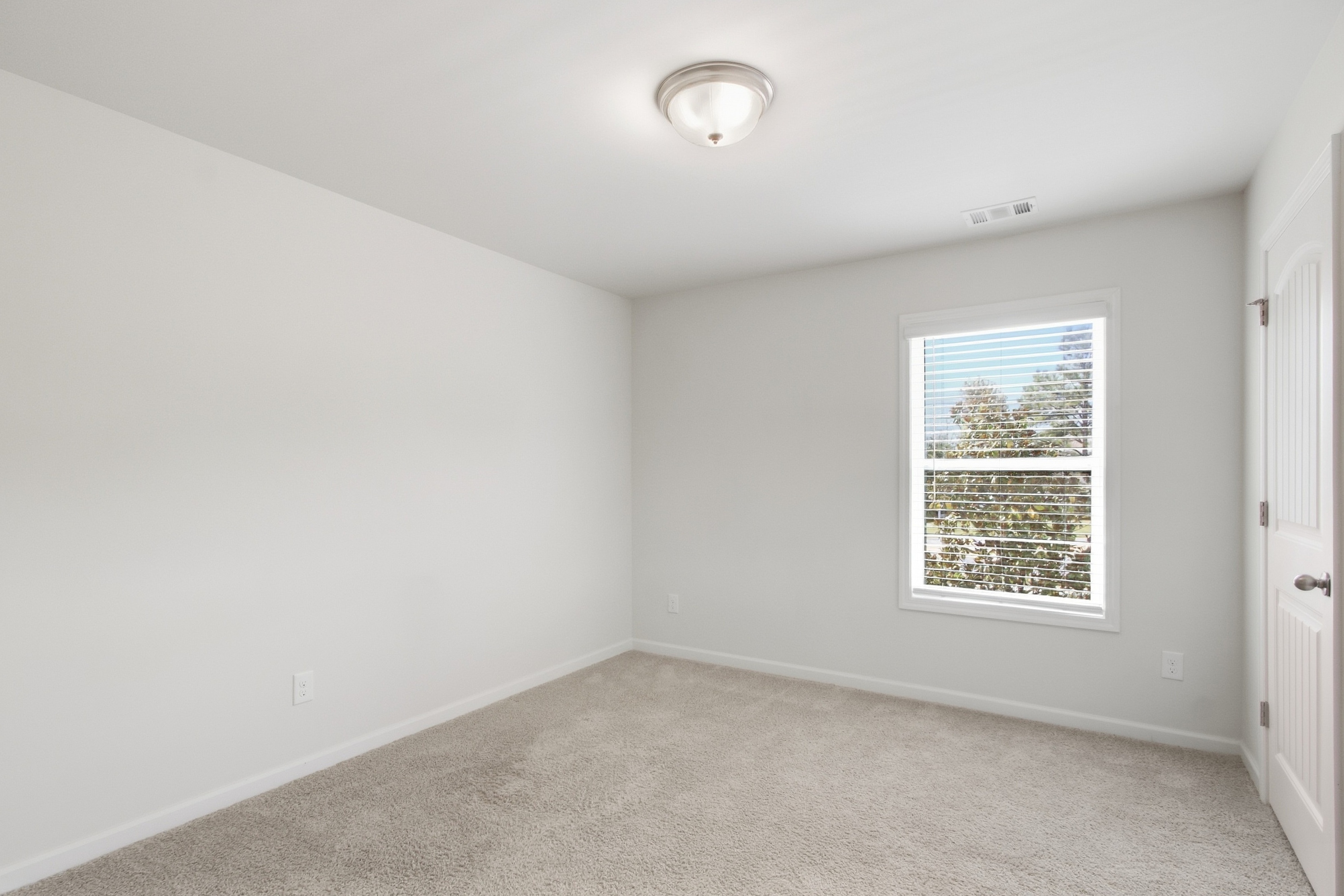 Photo 13 of 20 of 208 Bluffton Ct, Acworth, GA