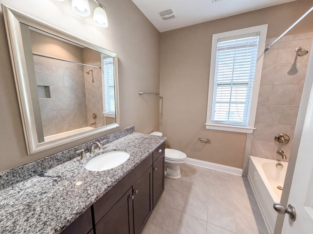 Photo 25 of 37 of 205 N Centurion Ln, Mount Holly, NC