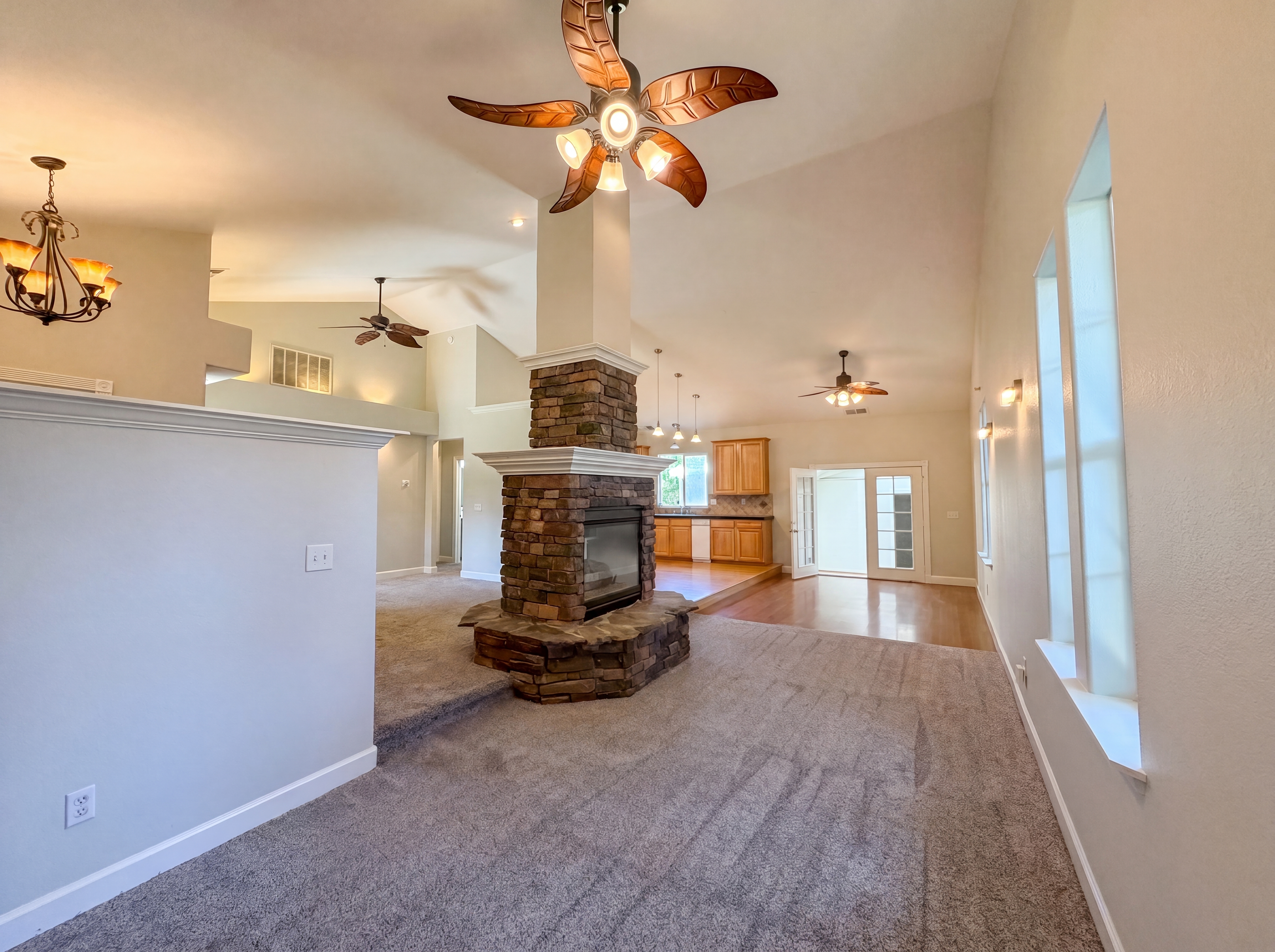 Photo 13 of 48 of 8233 Fair Way, Citrus Heights, CA