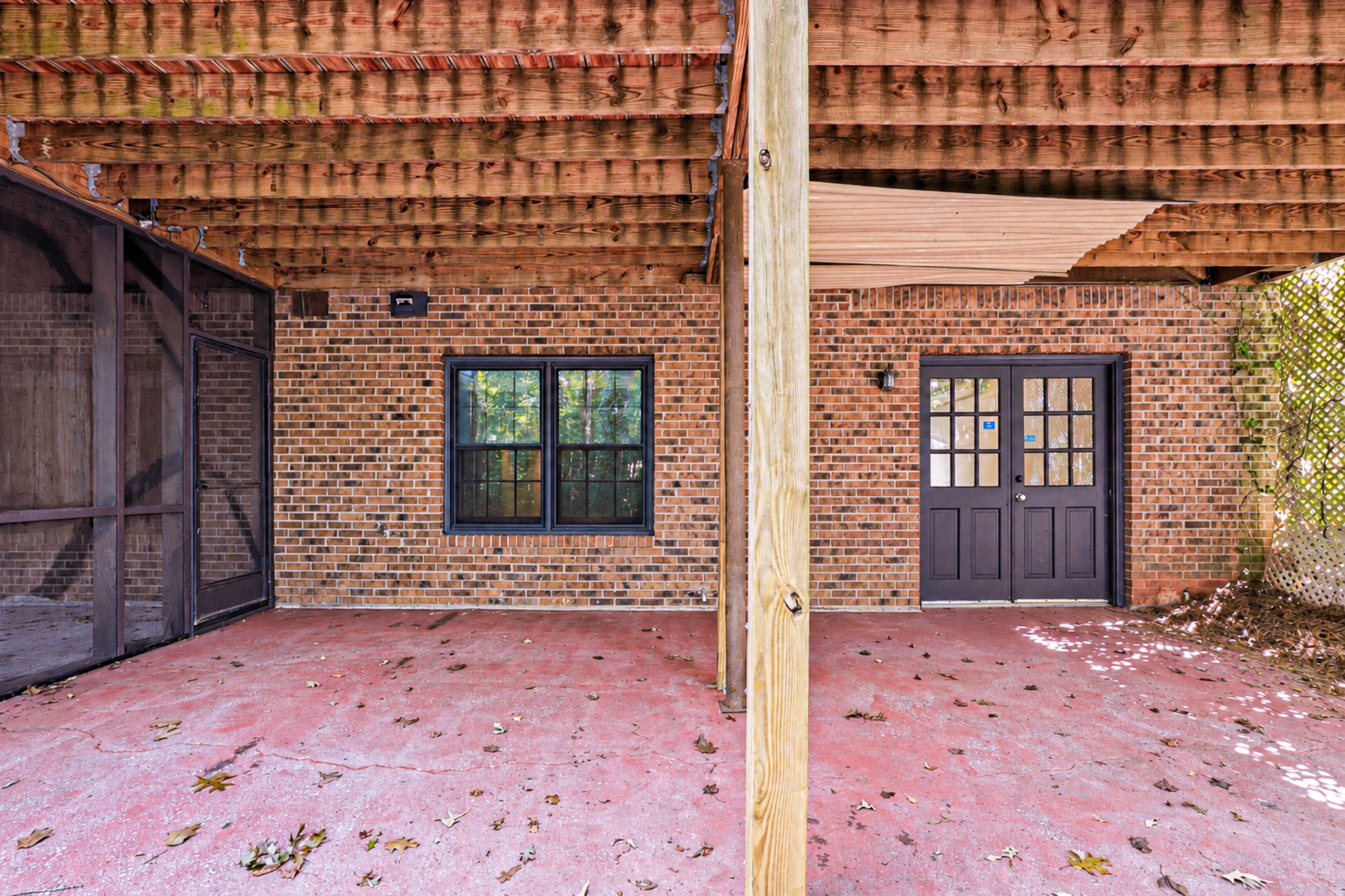 Photo 47 of 54 of 2360 Kimbrough Ct, Sandy Springs, GA