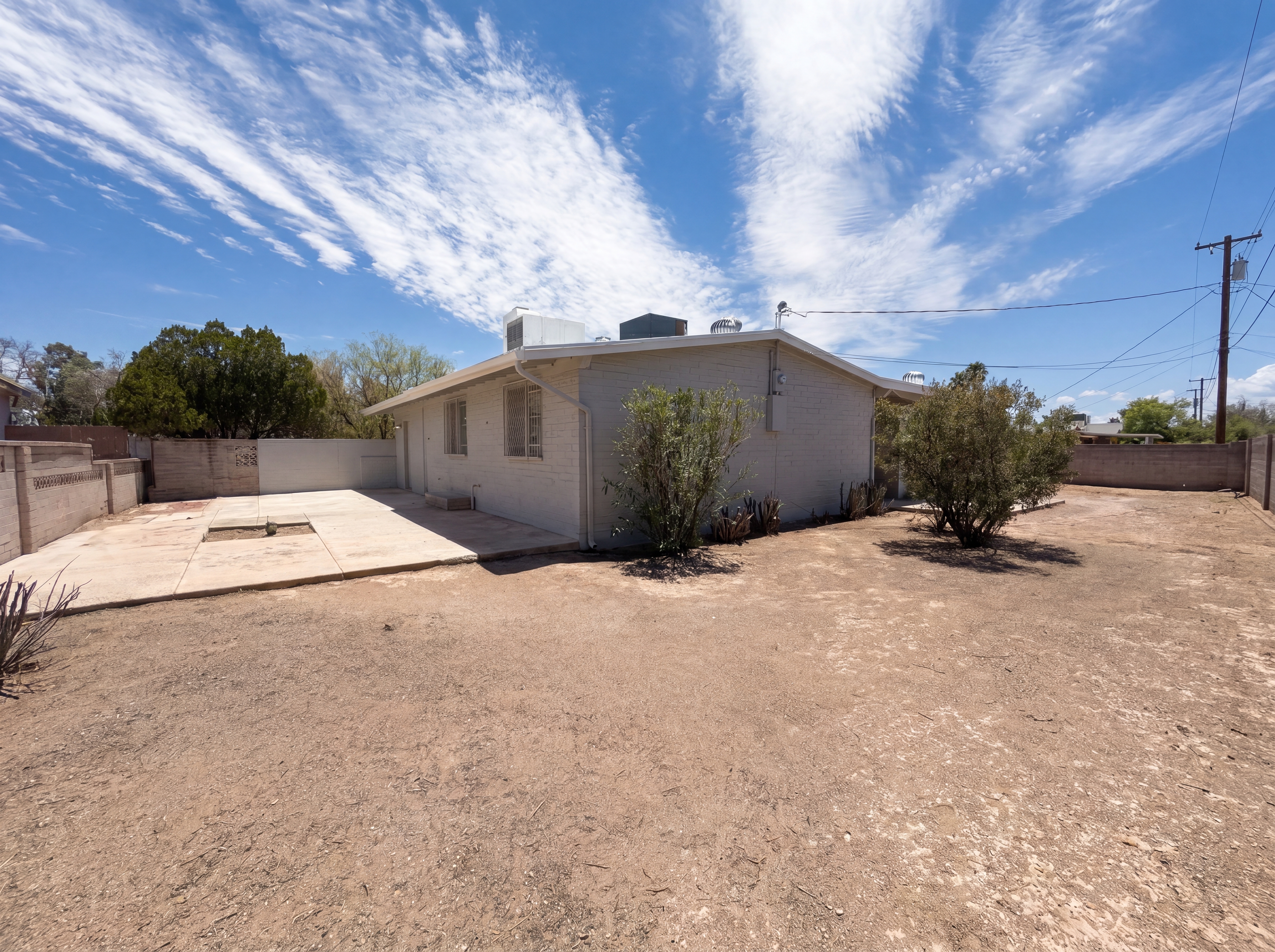 Photo 18 of 21 of 2901 N Cloverland Ave, Tucson, AZ