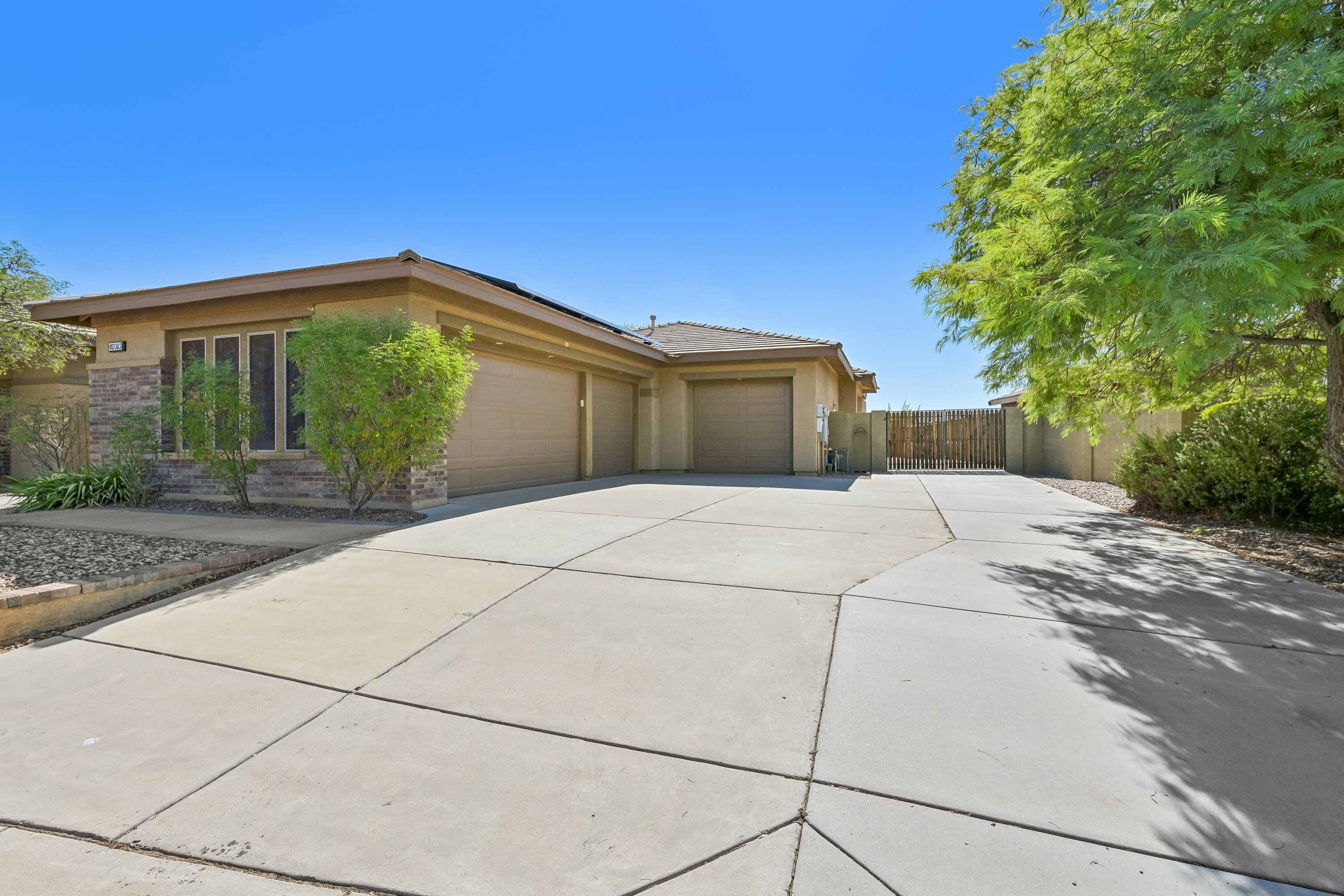 Photo 96 of 122 of 40003 N Majesty Trl, Anthem, AZ