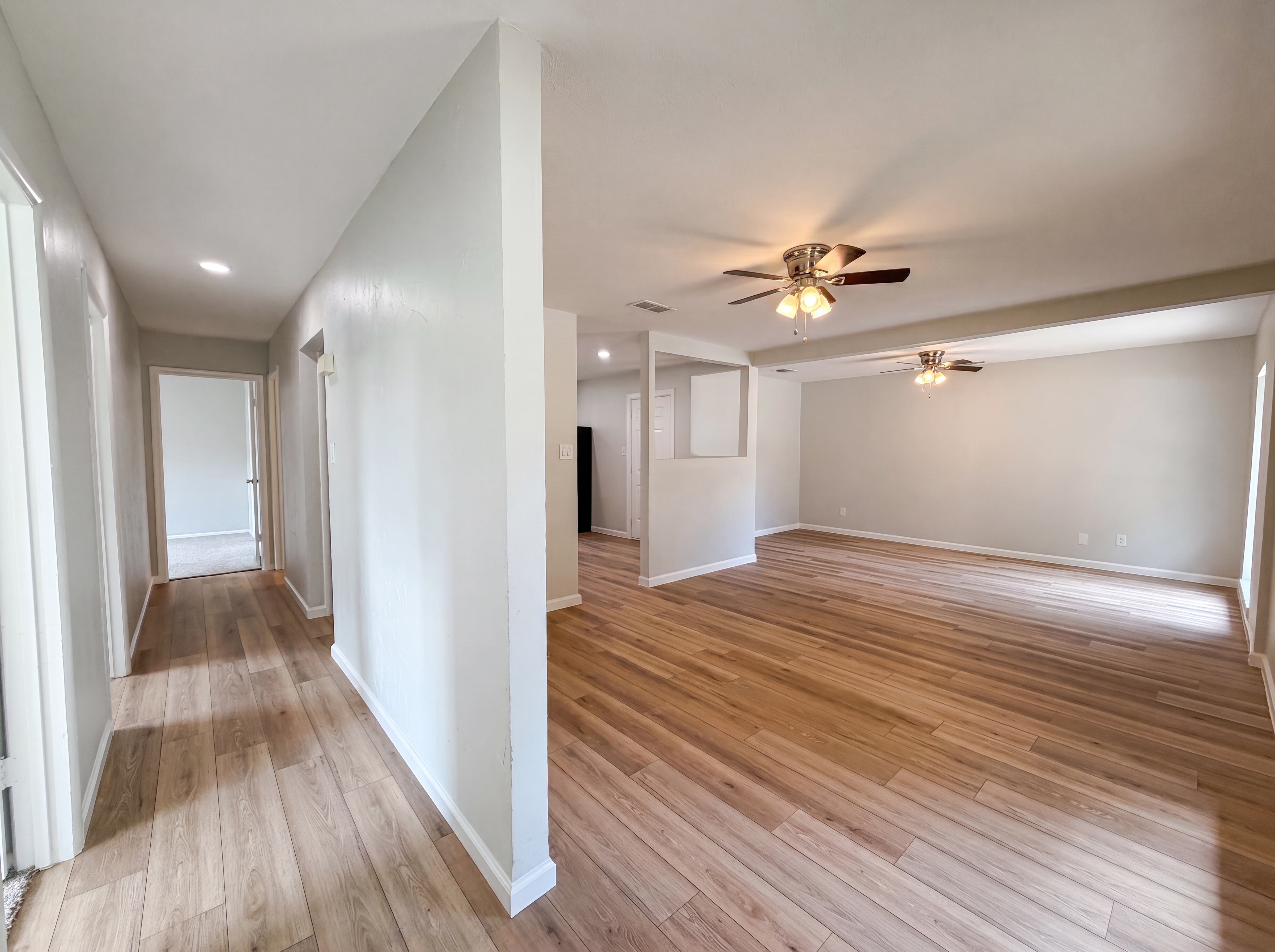 Photo 6 of 25 of 5708 Hanson Dr, Watauga, TX