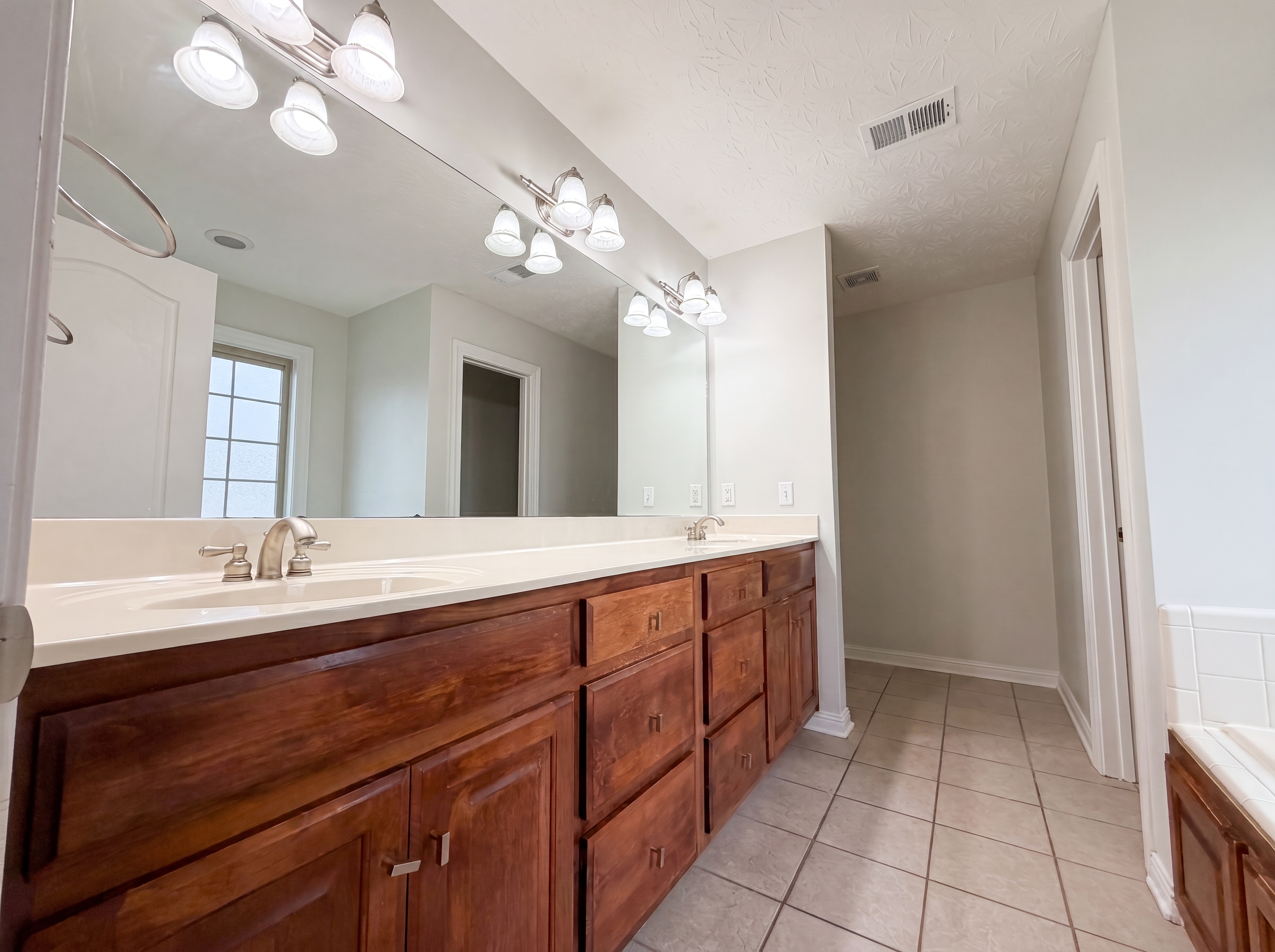 Photo 11 of 20 of 118 Pilot Knob Ln, Hendersonville, TN