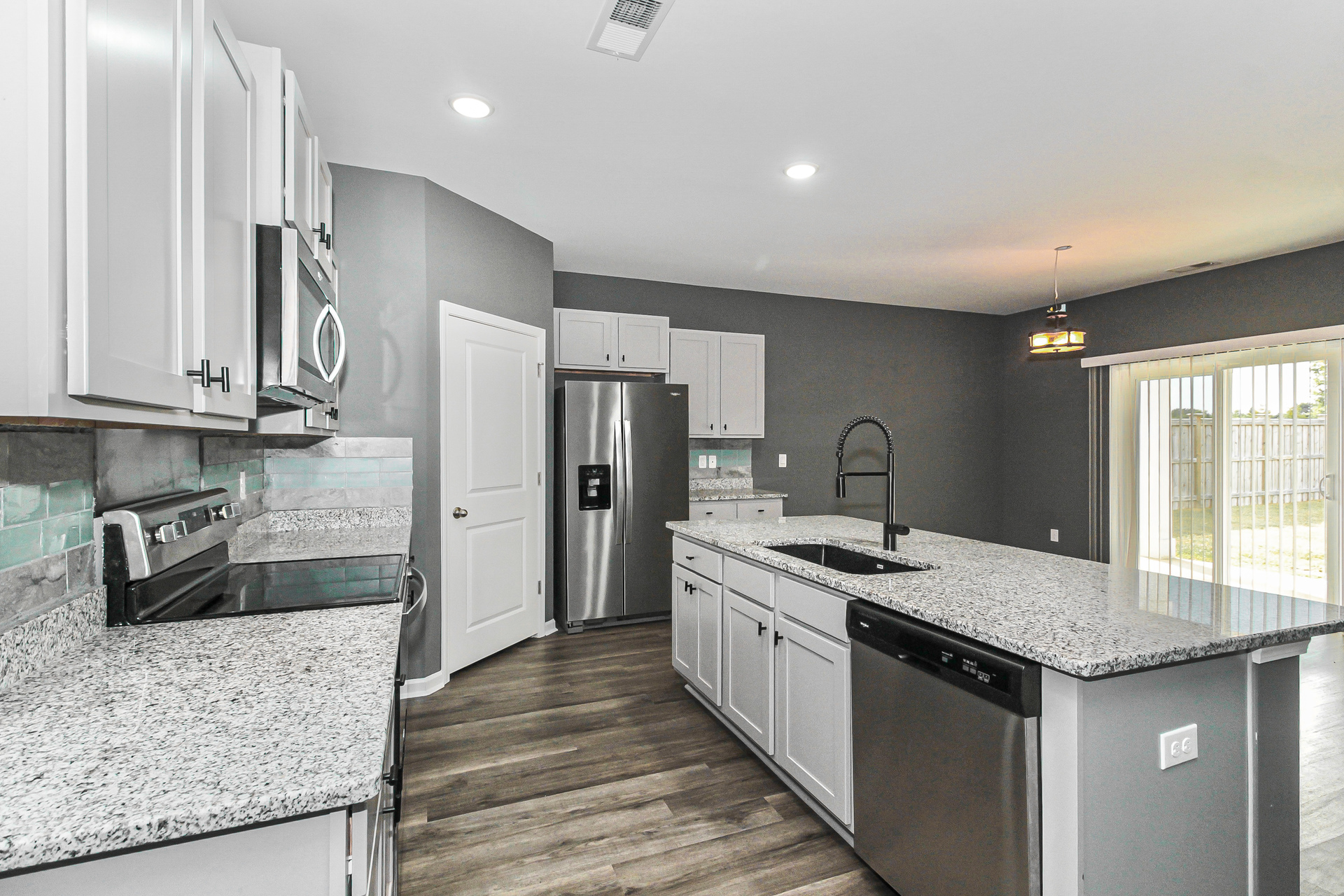 Photo 2 of 21 of 464 St Kitts Way, Winnabow, NC