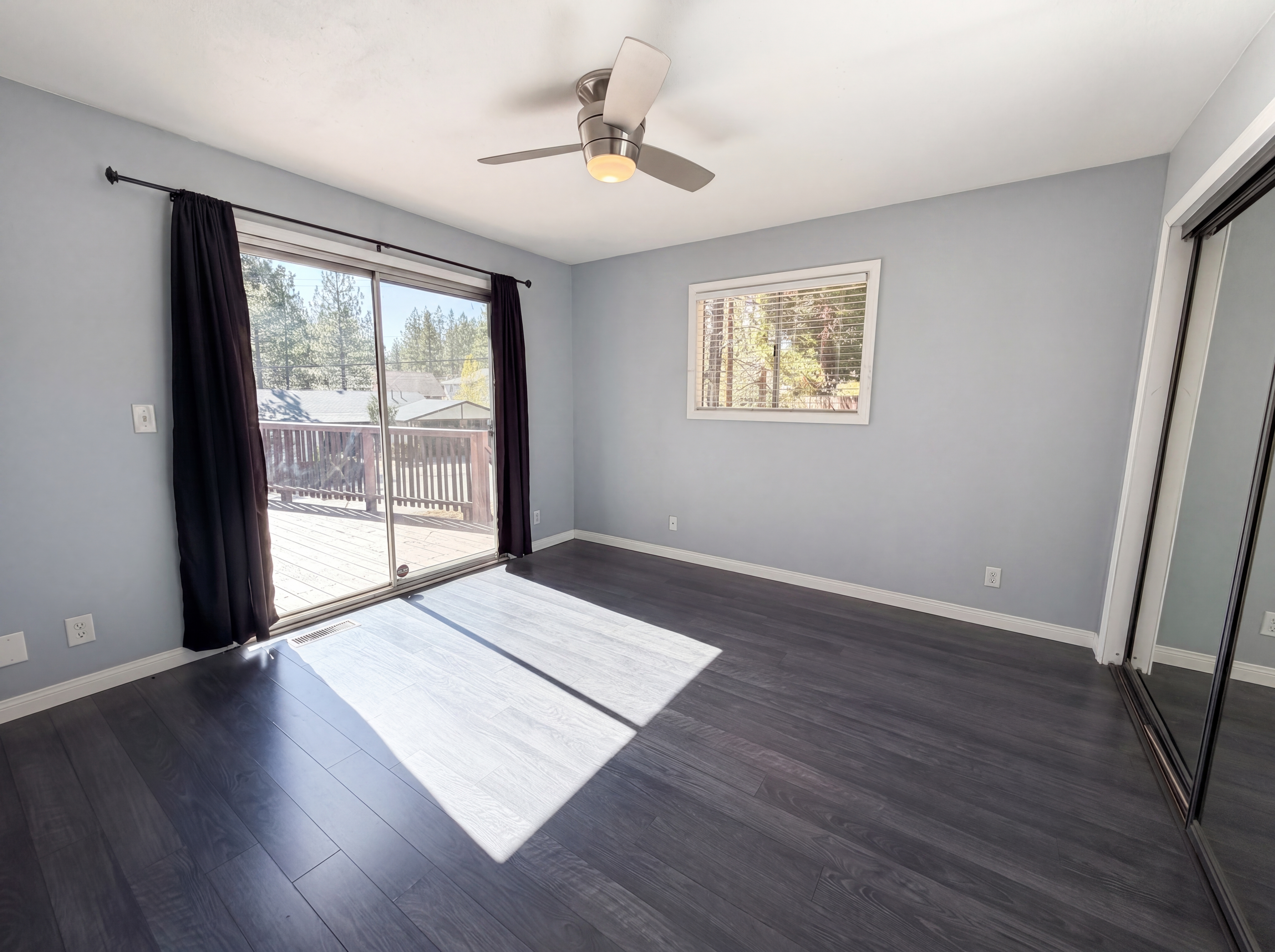 Photo 4 of 17 of 317 Wren Dr, Big Bear Lake, CA