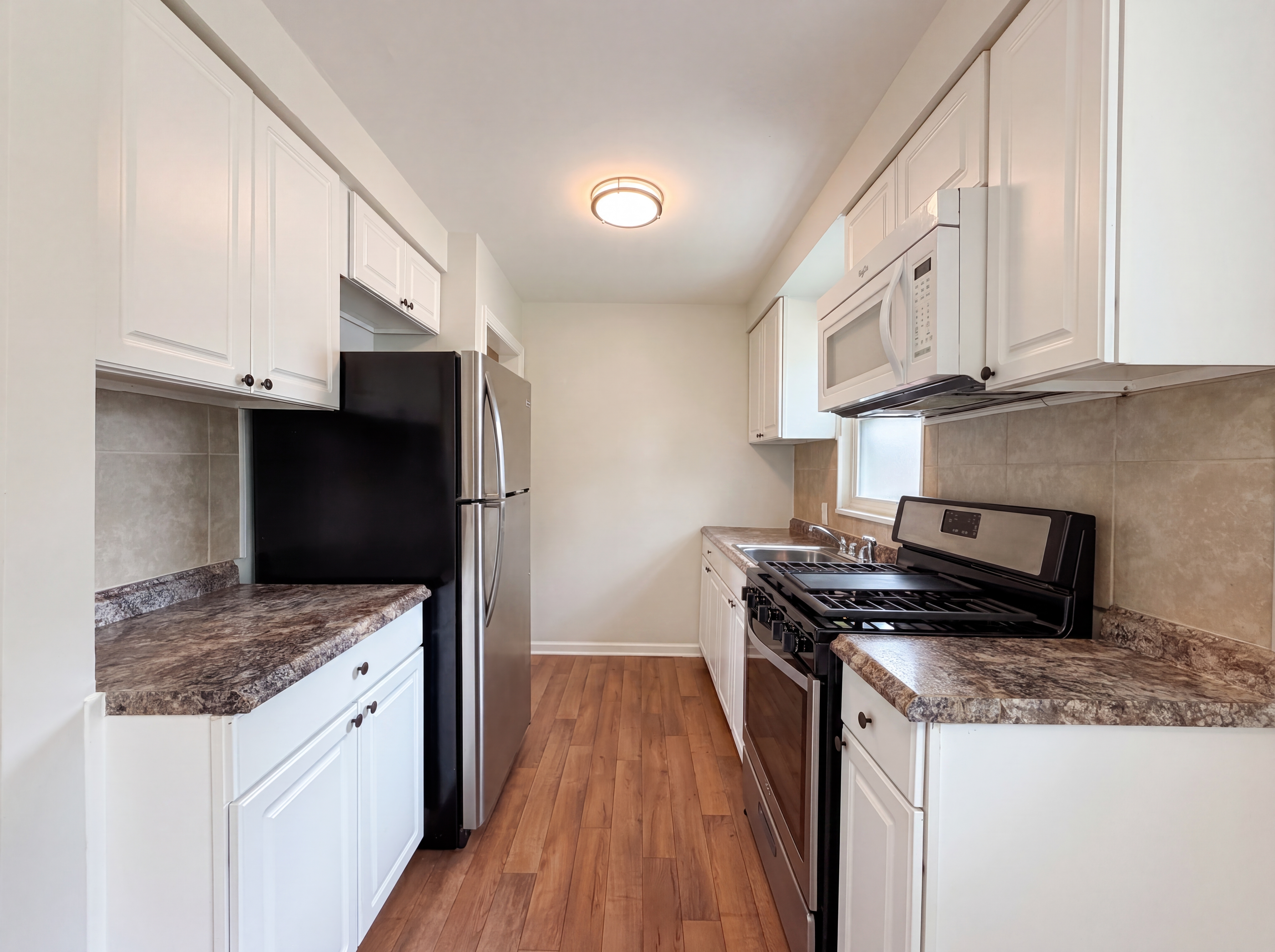 Photo 6 of 20 of 8069 Beaverland, Redford, MI