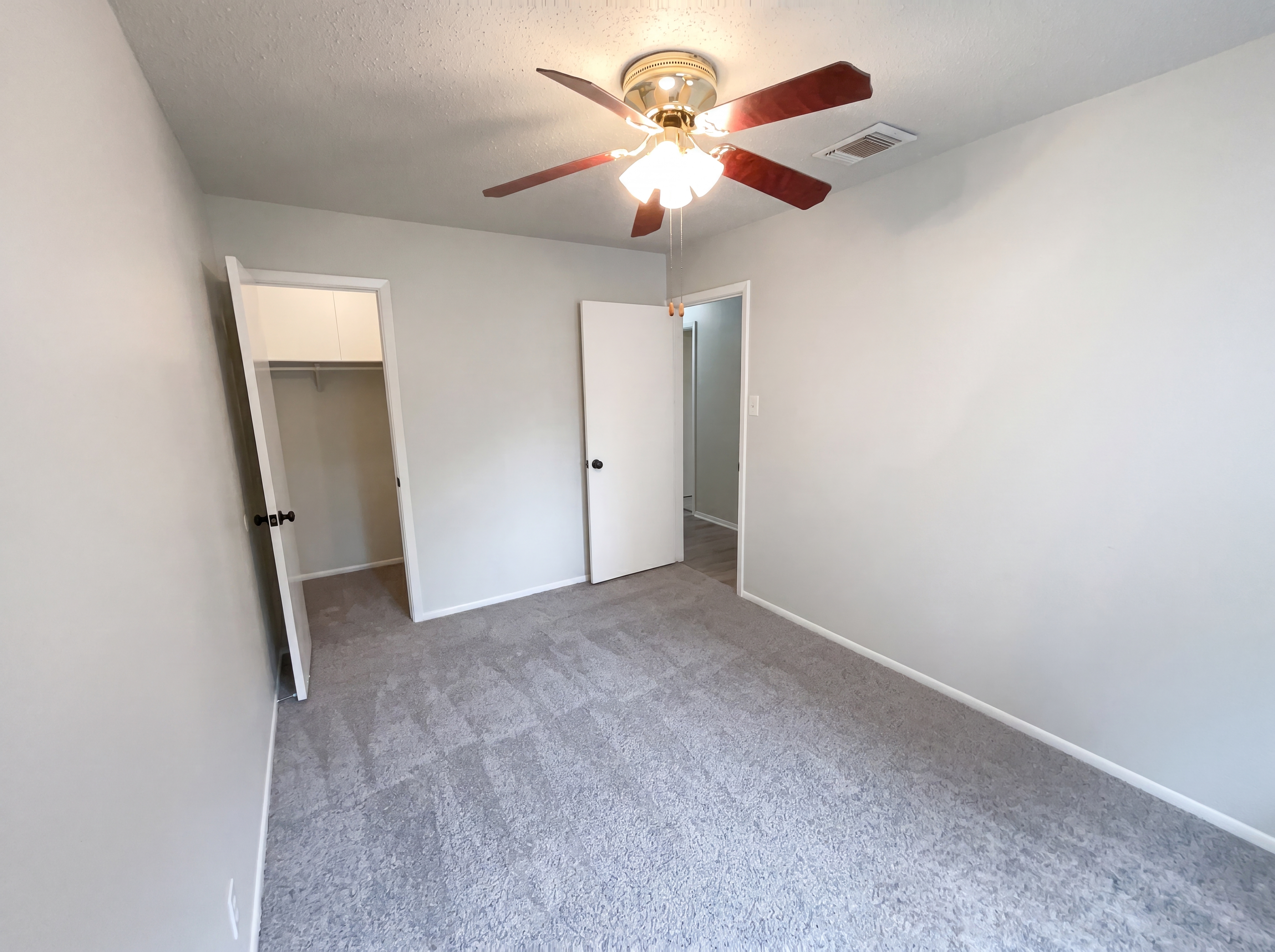 Photo 9 of 20 of 2830 Fisher Field Dr, San Antonio, TX