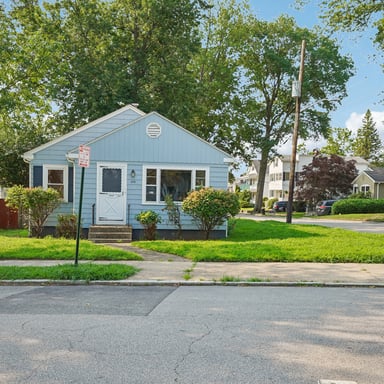 Property photo 1 of 274 Whitford Ave