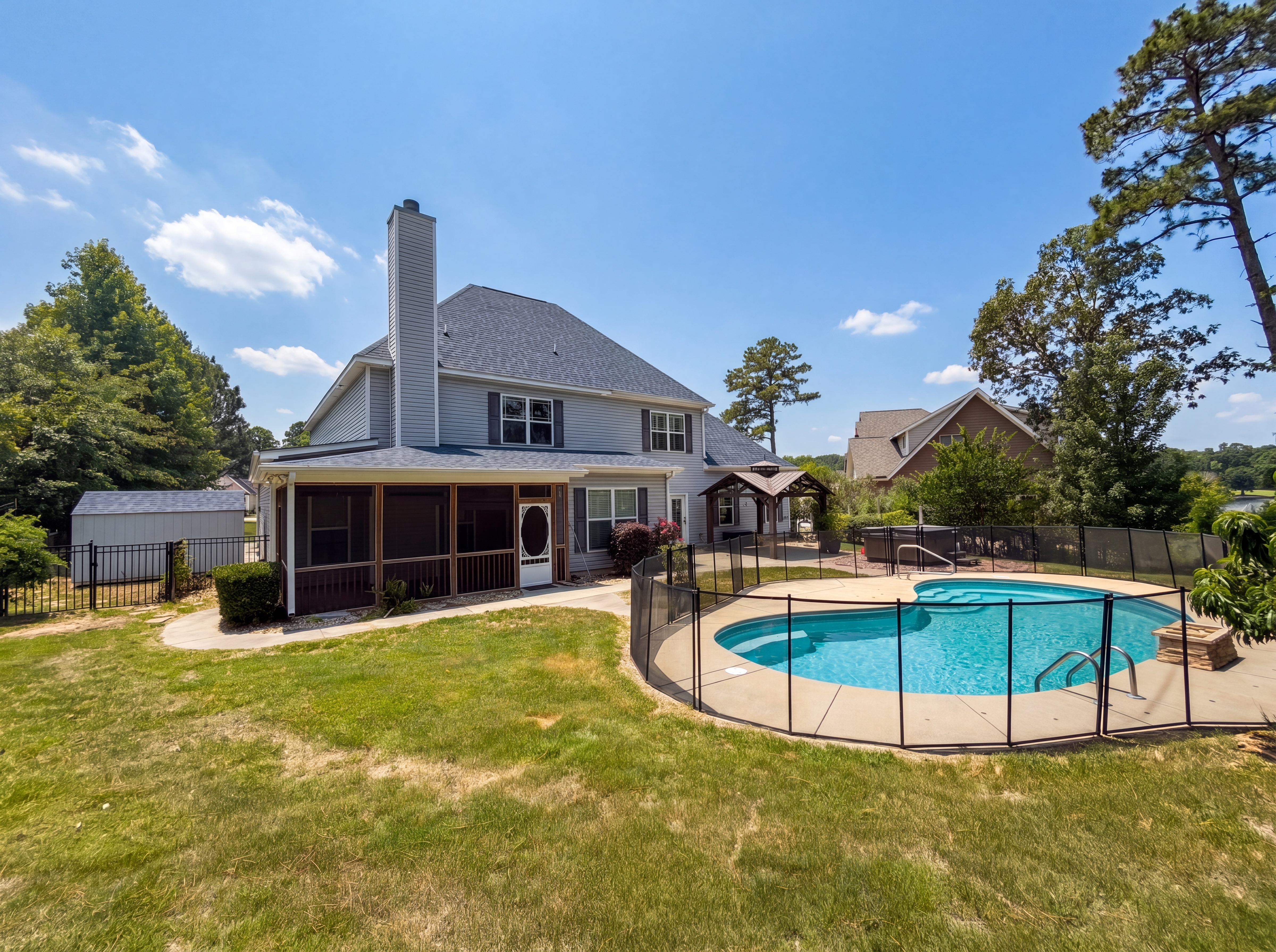 Photo 5 of 28 of 156 Southbrook Ln, Sanford, NC