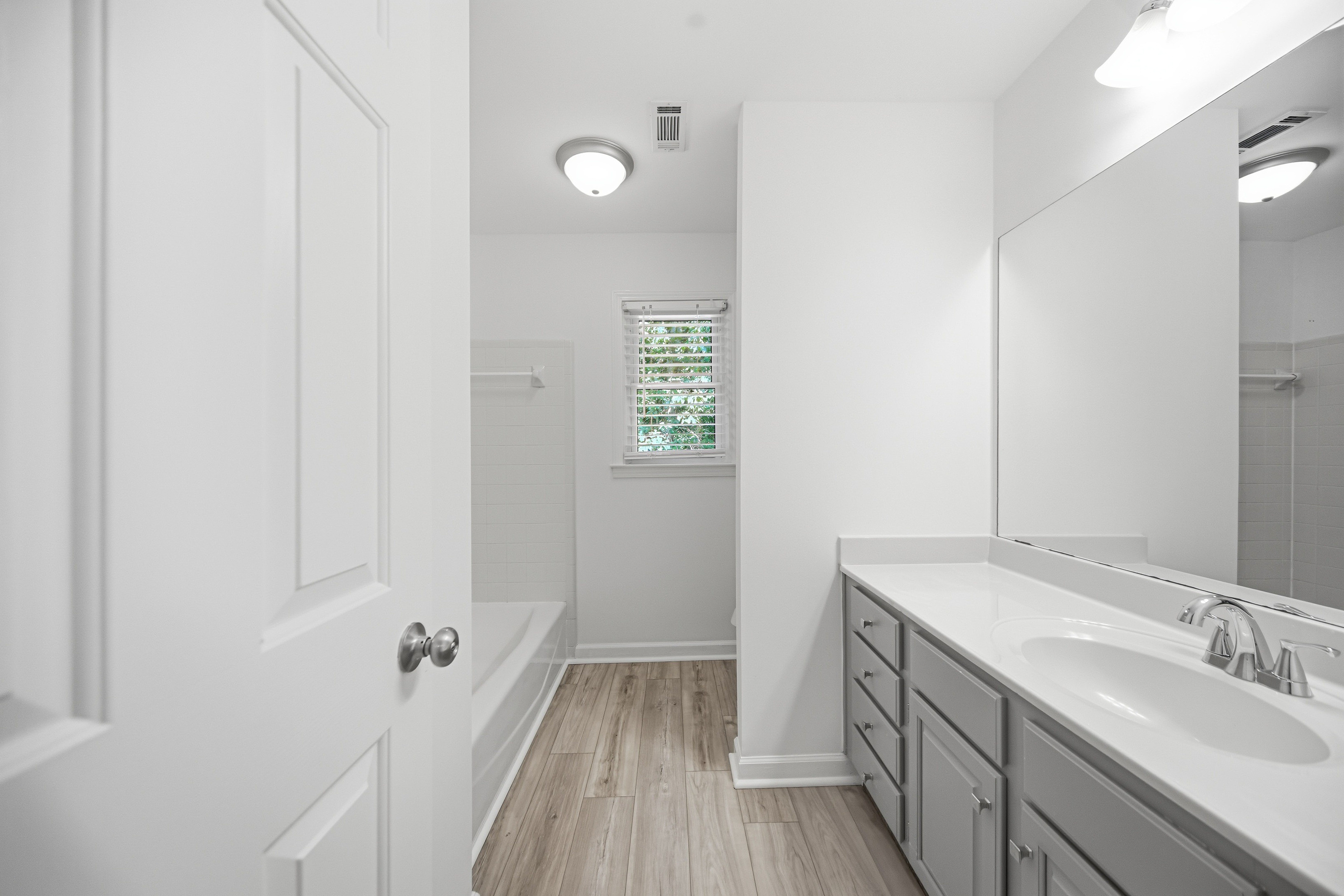 Photo 28 of 36 of 1440 Shade Tree Way, Alpharetta, GA