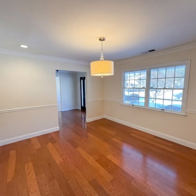 Property photo 3 of 10 Liberty Ln