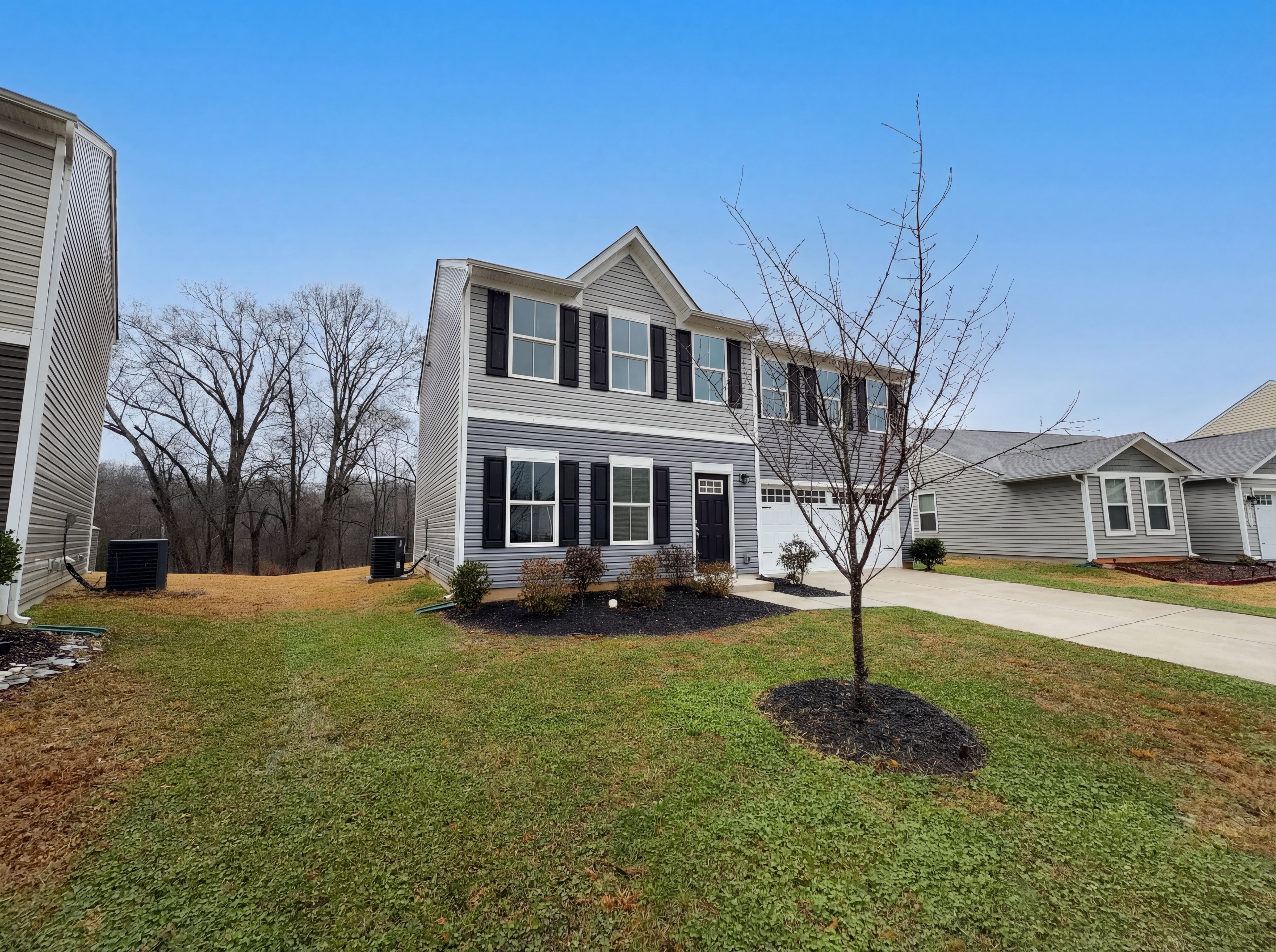 Photo 7 of 24 of 2511 Willow Pond Ln SE, Concord, NC