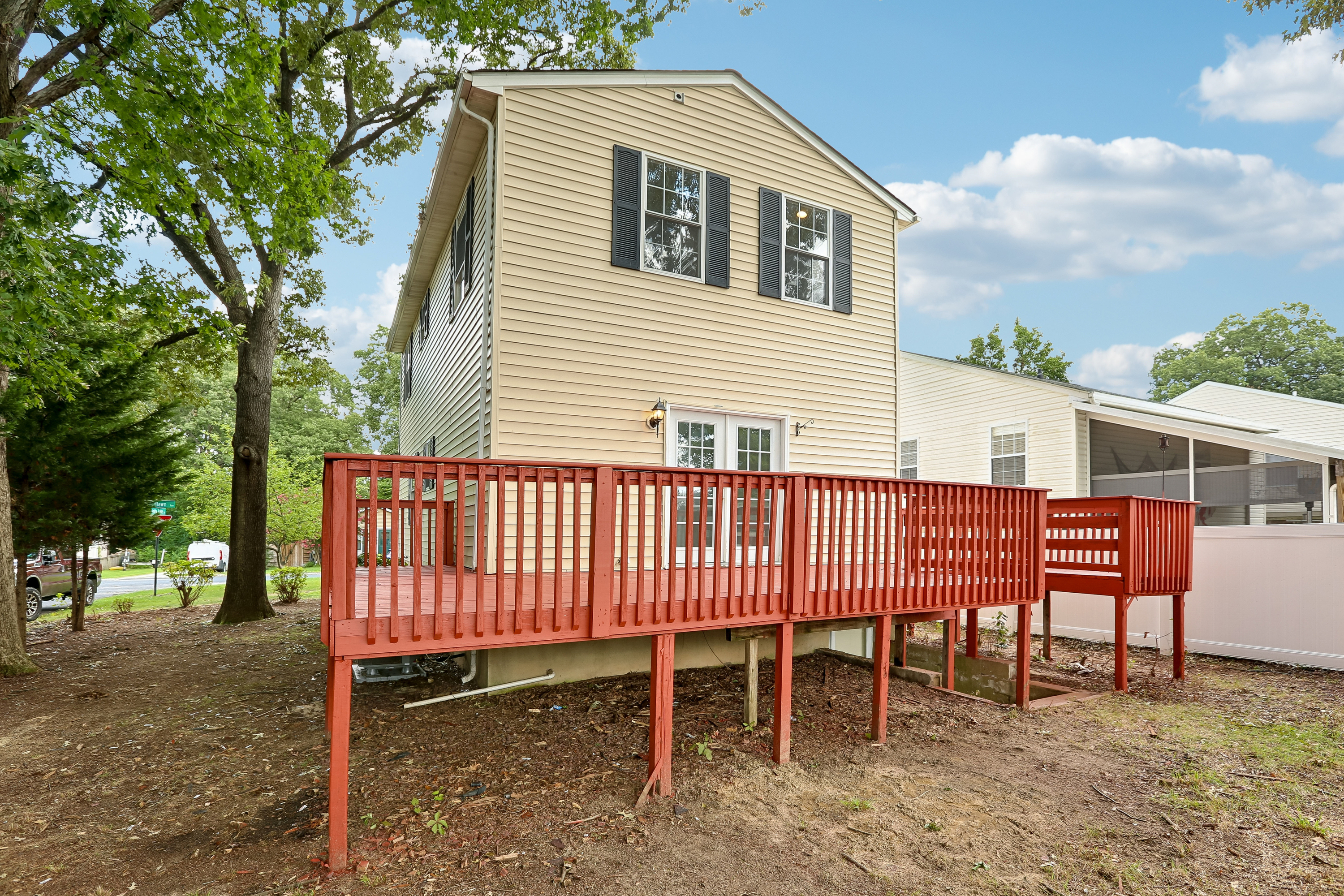 Photo 36 of 40 of 7736 Woodlawn Ave, Pasadena, MD