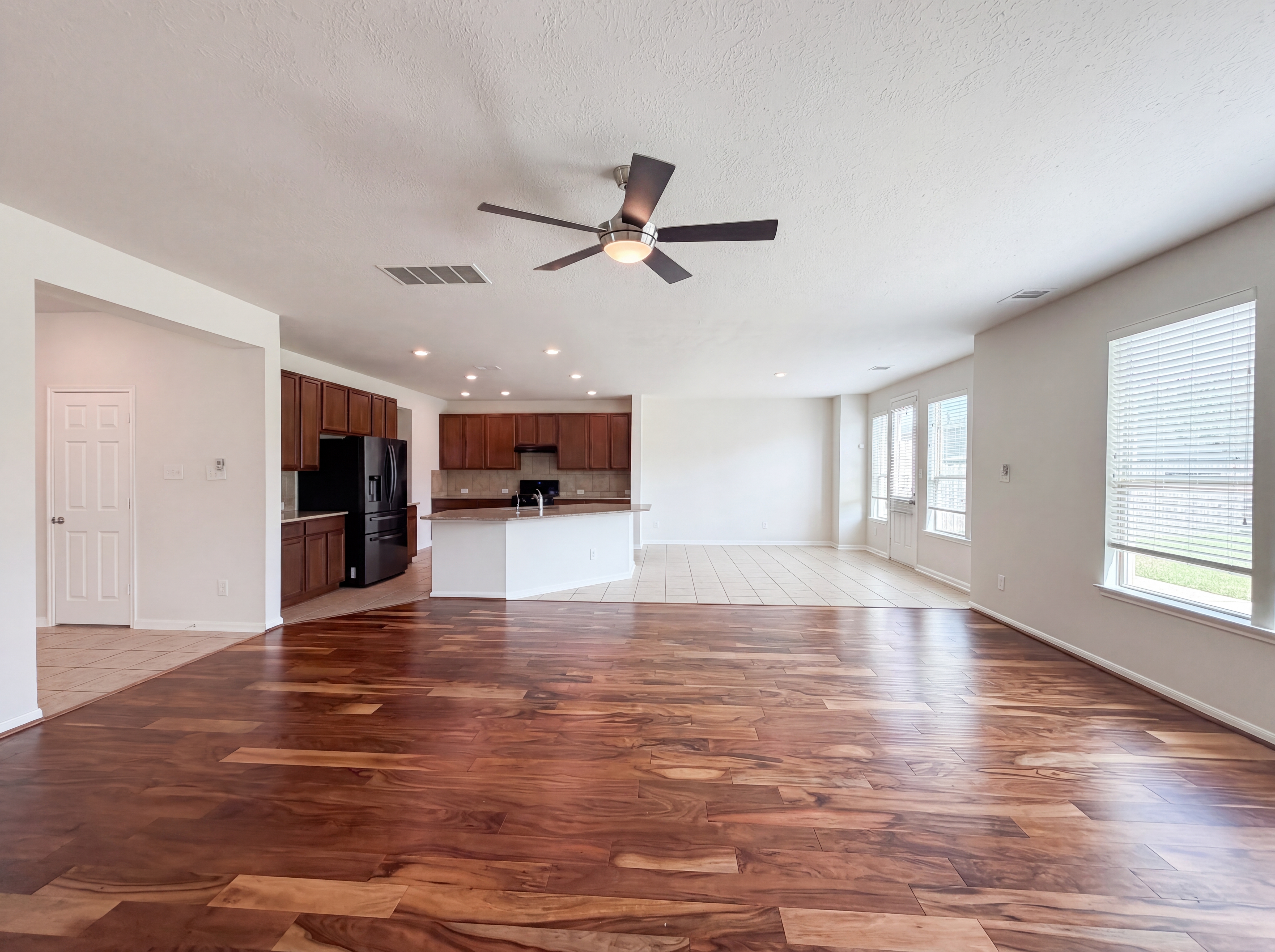 Photo 6 of 26 of 19022 Tower Rose Ct, Katy, TX