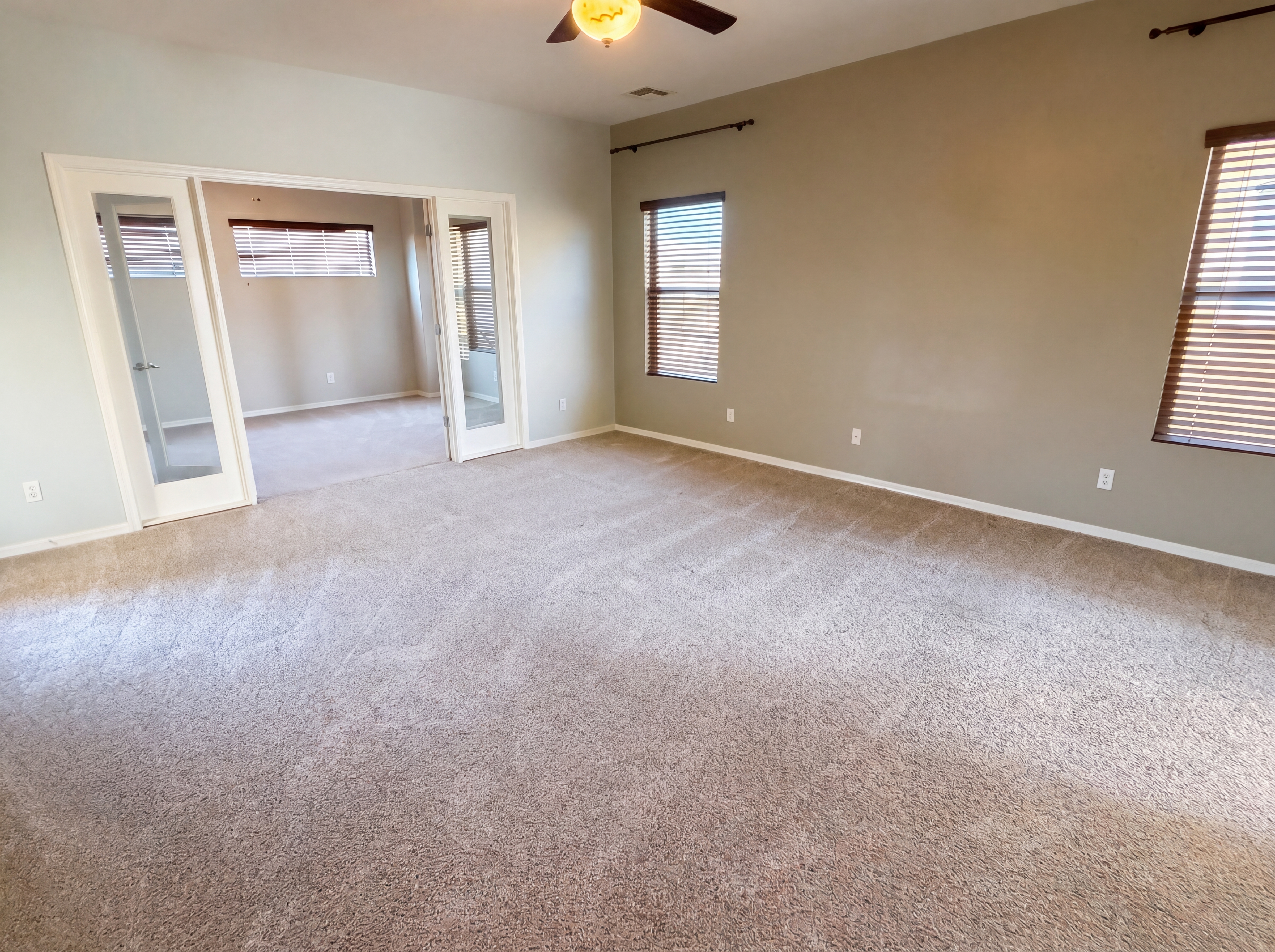 Photo 19 of 49 of 5509 W Rowel Rd, Phoenix, AZ