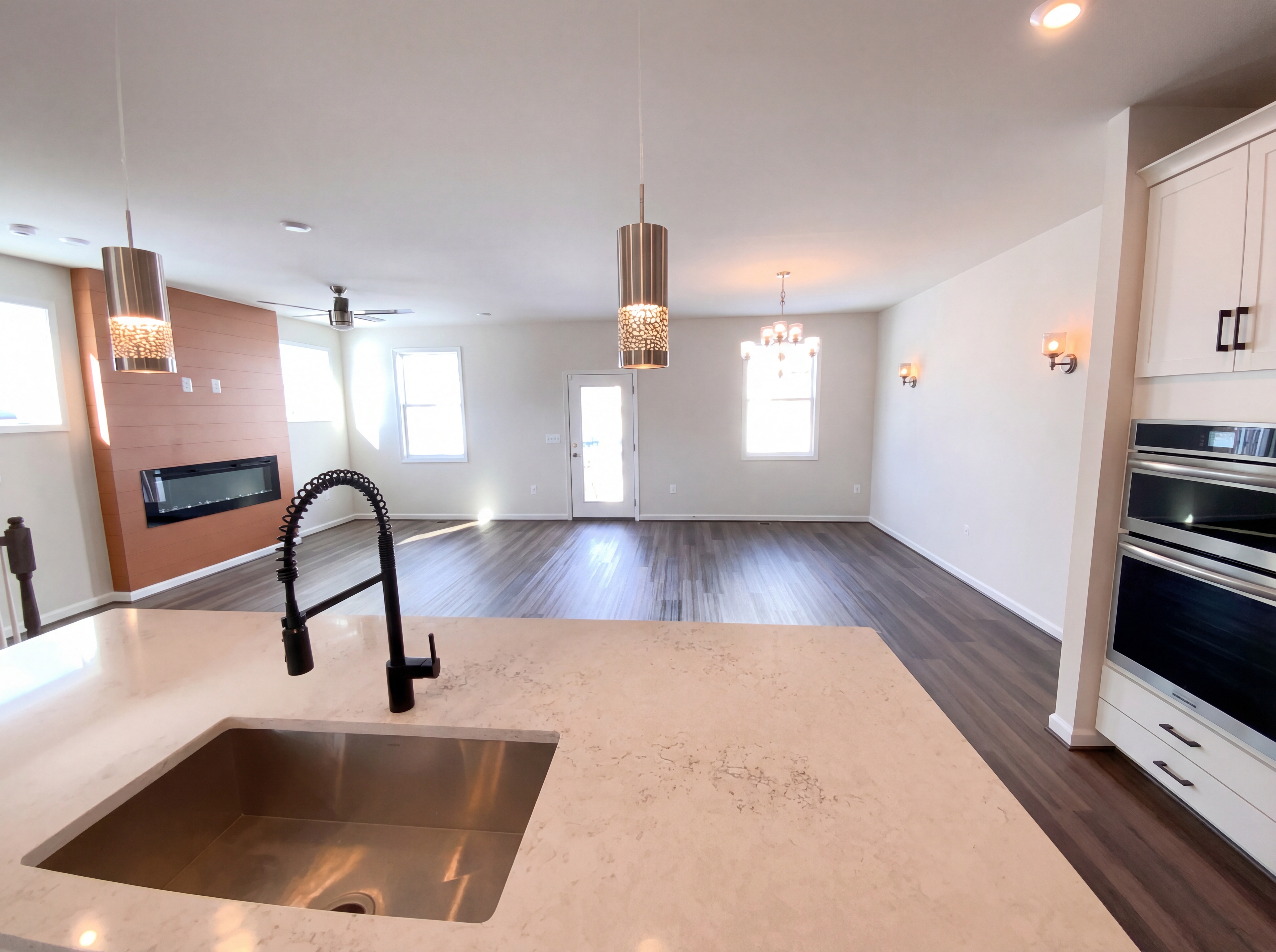 Photo 8 of 24 of 6511 Wild Orchid Ct, Fredericksburg, VA