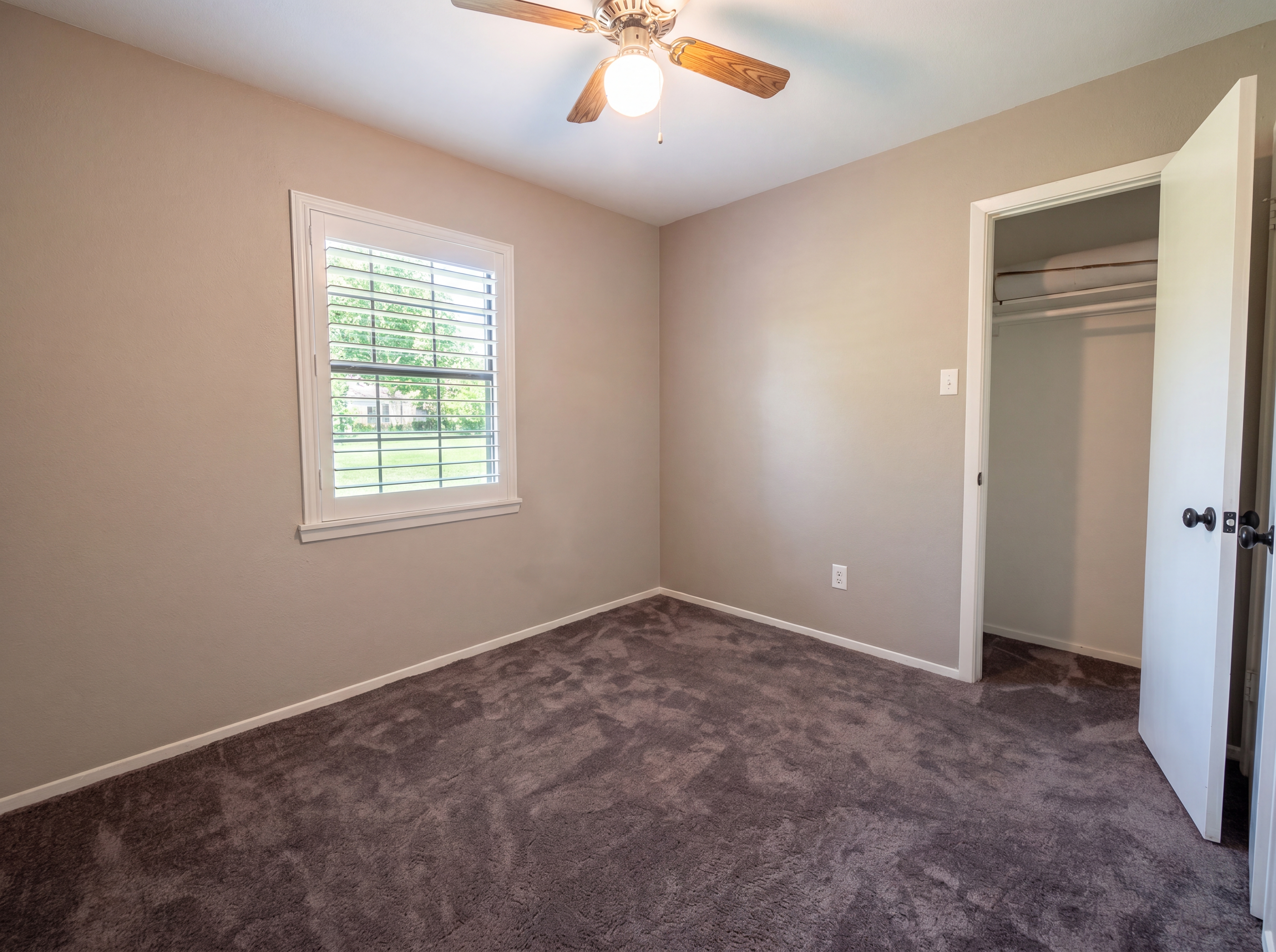 Photo 10 of 24 of 308 N Todd St, Bullard, TX