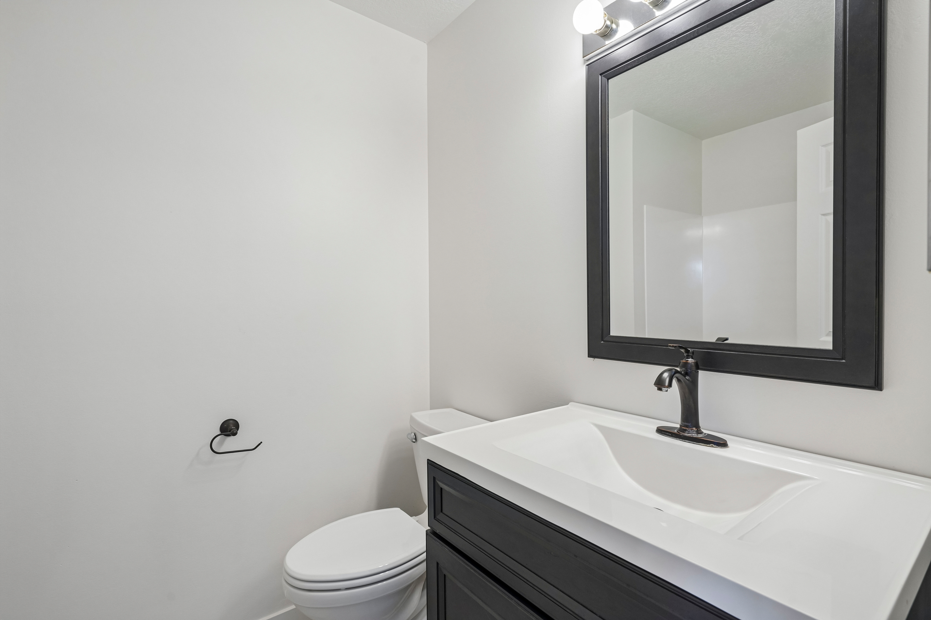 Photo 15 of 43 of 1204 E 3225 N, Layton, UT
