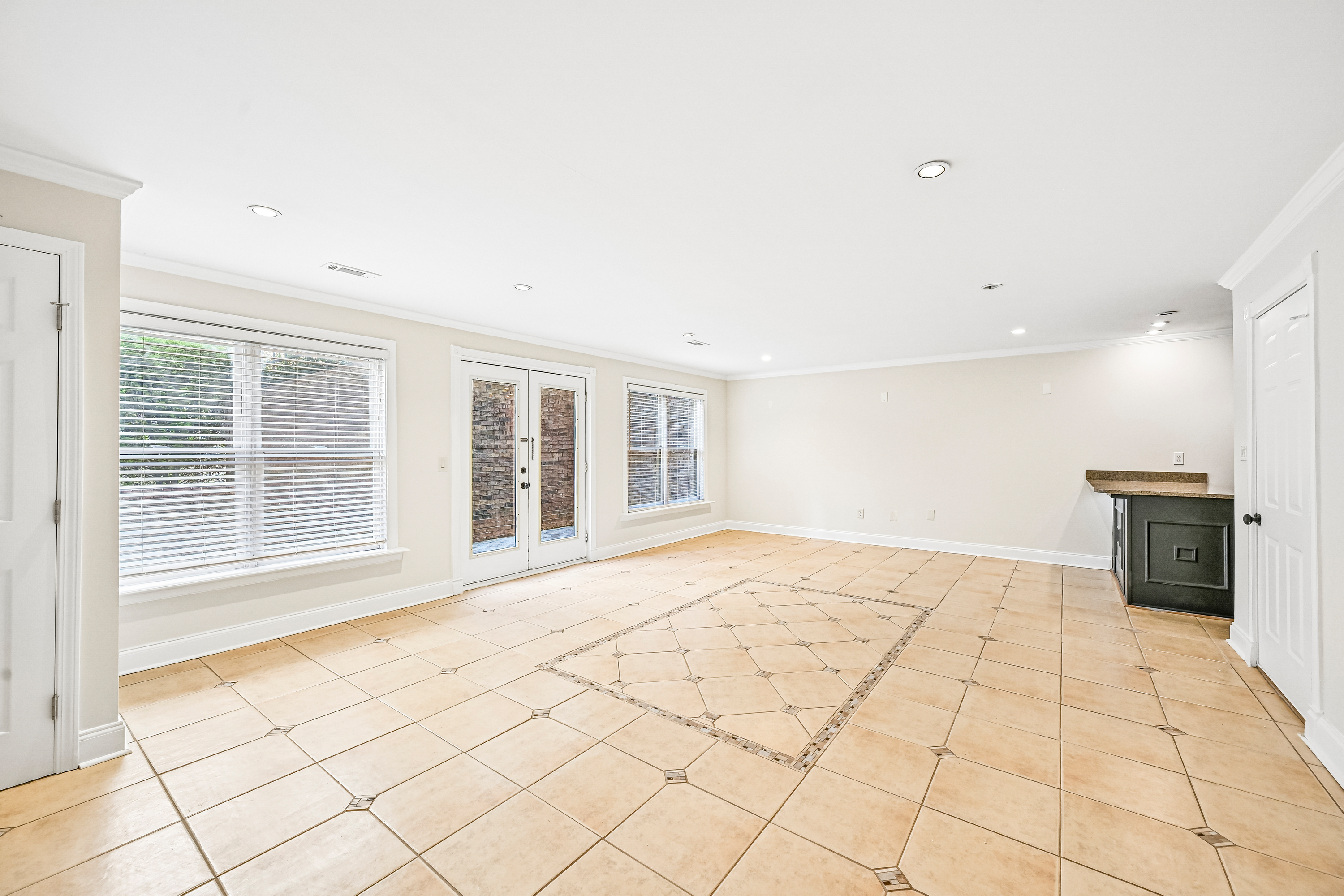 Photo 36 of 59 of 3250 Camellia Ln, Suwanee, GA