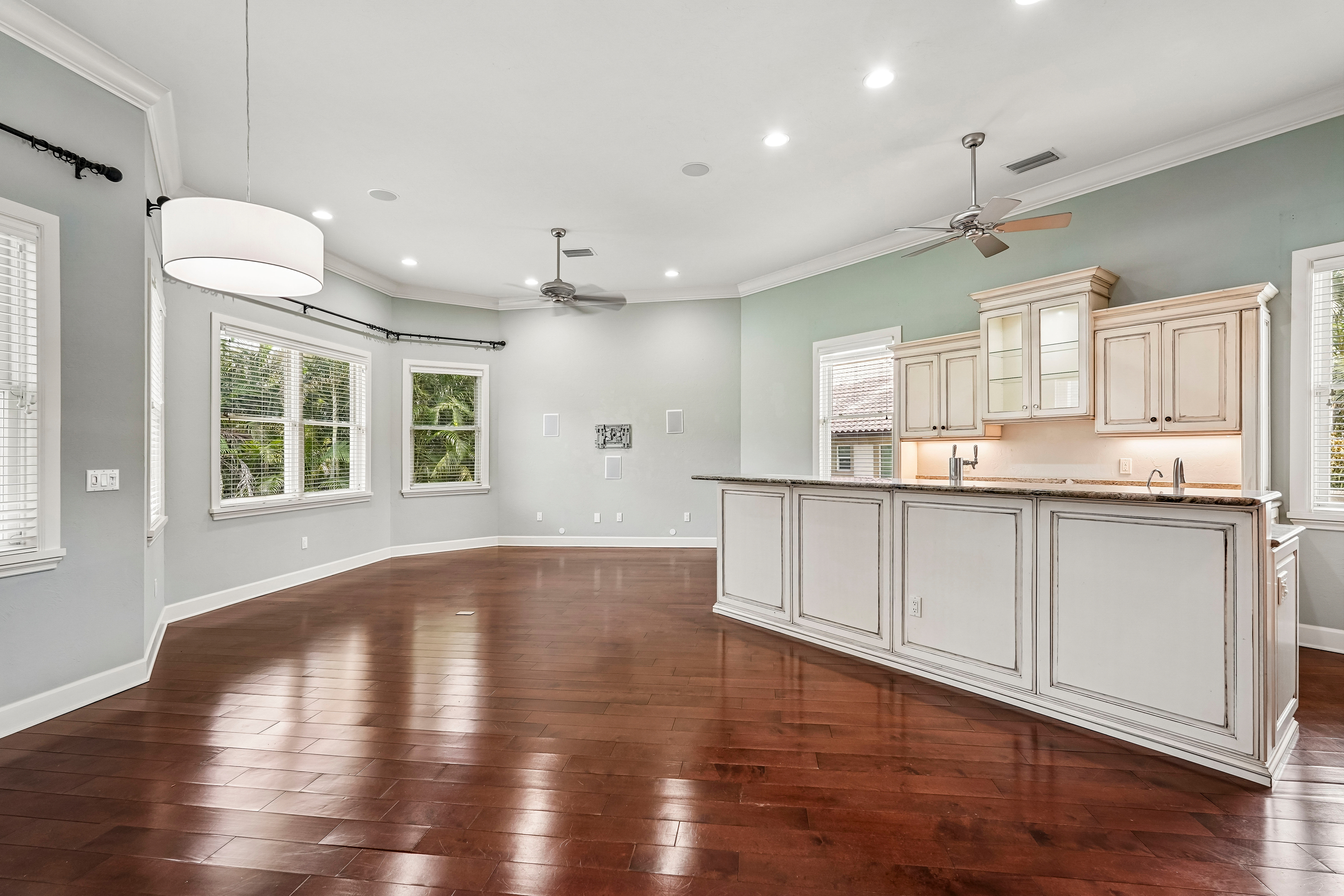 Photo 45 of 68 of 1675 Landings Ln, Sarasota, FL