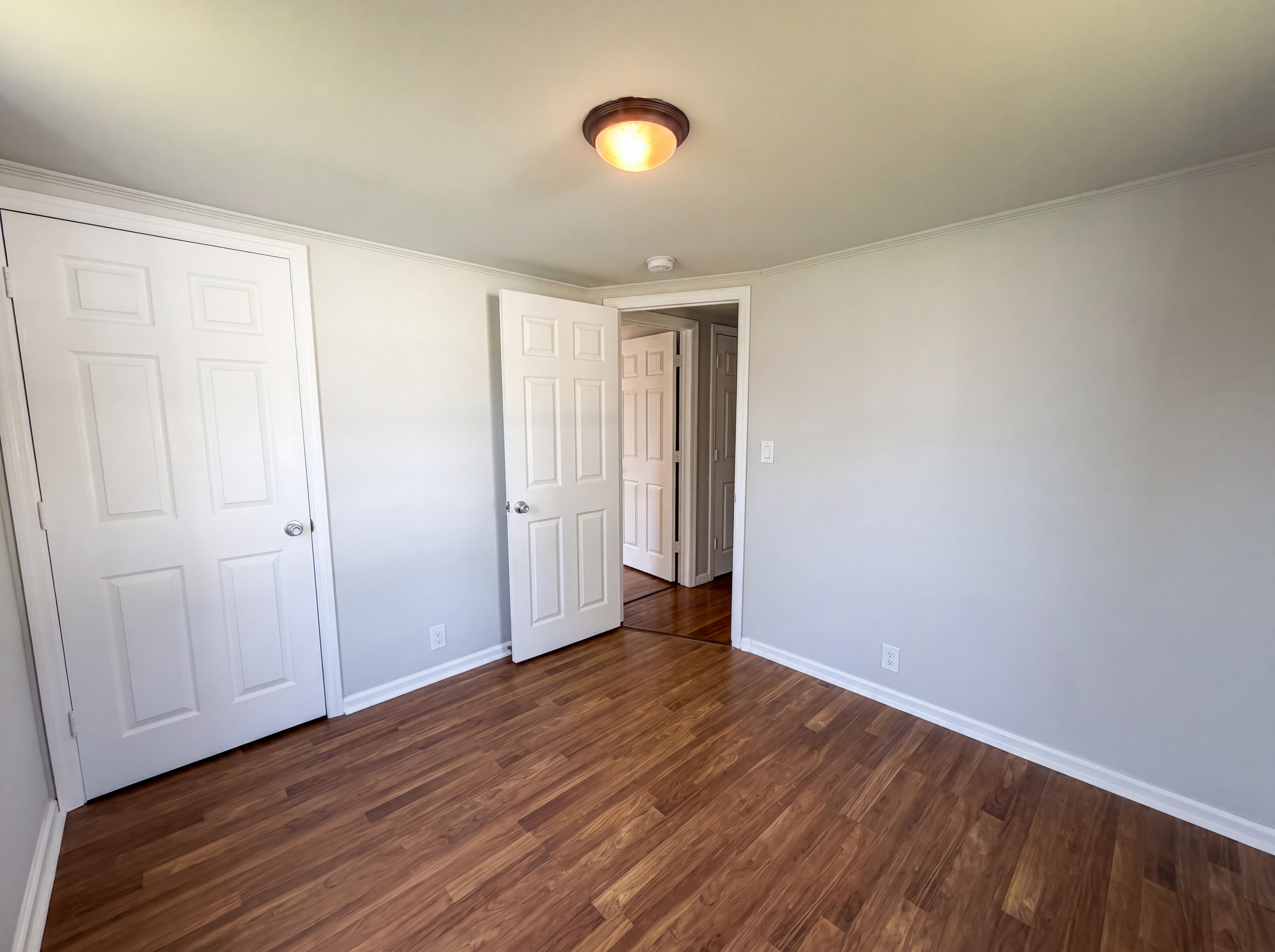 Photo 9 of 26 of 1760 Cedarwood Dr, Piscataway, NJ