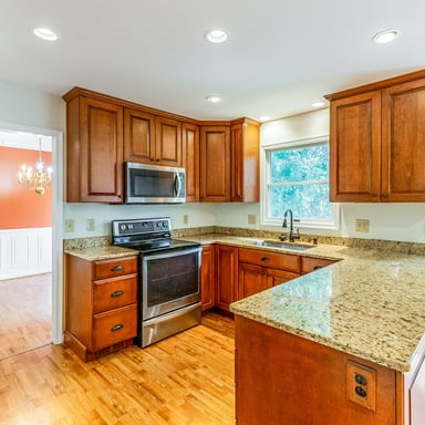 Property photo 2 of 15074 Barkwood Dr