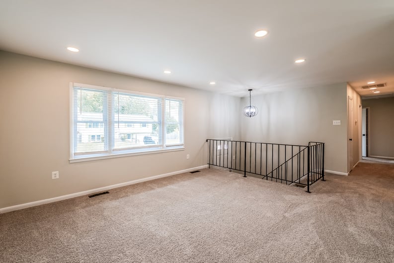 Property photo 3 of 13449 Nascoby Ln