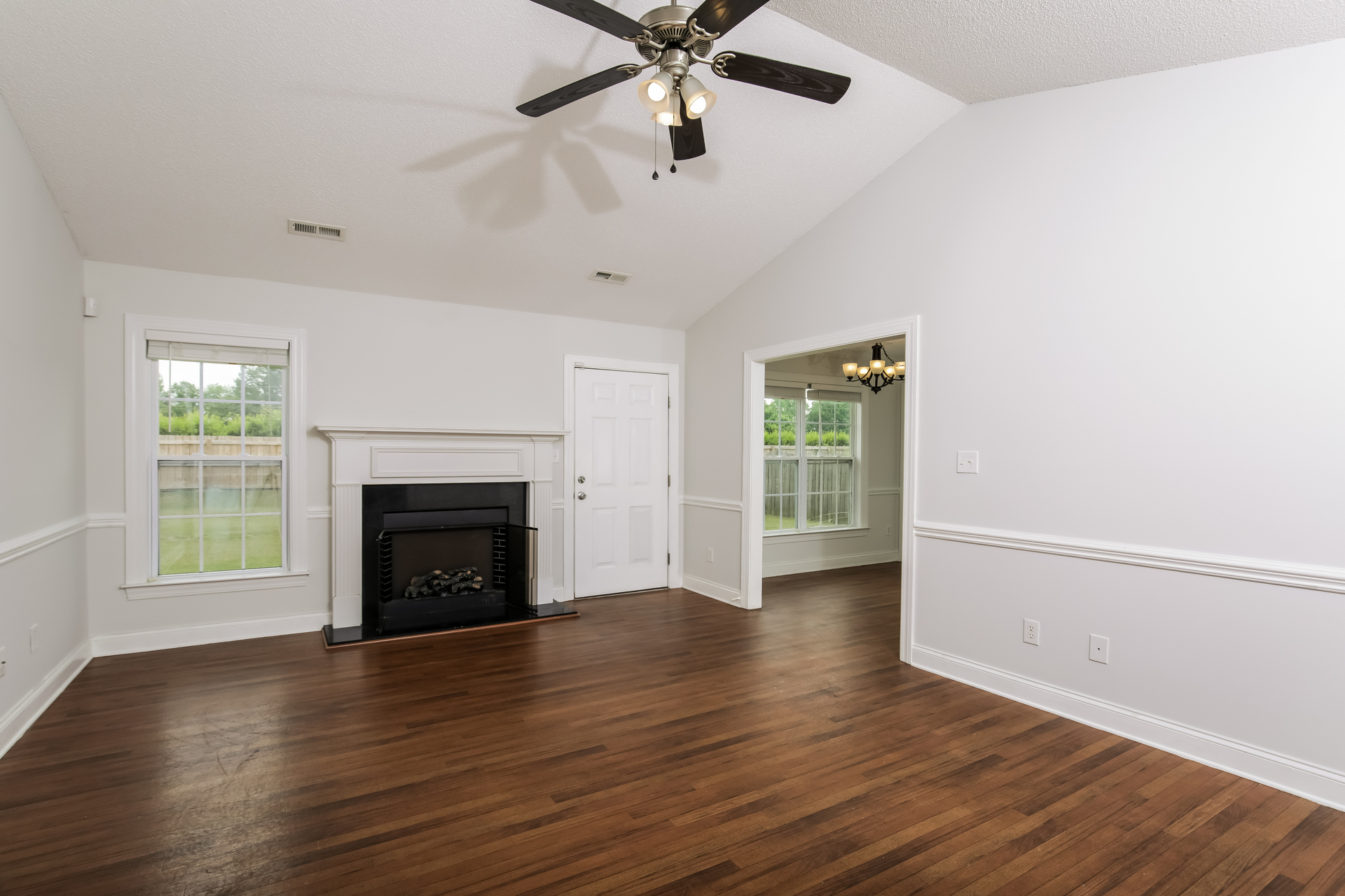 Photo 3 of 21 of 3715 Highland Dr, Ayden, NC