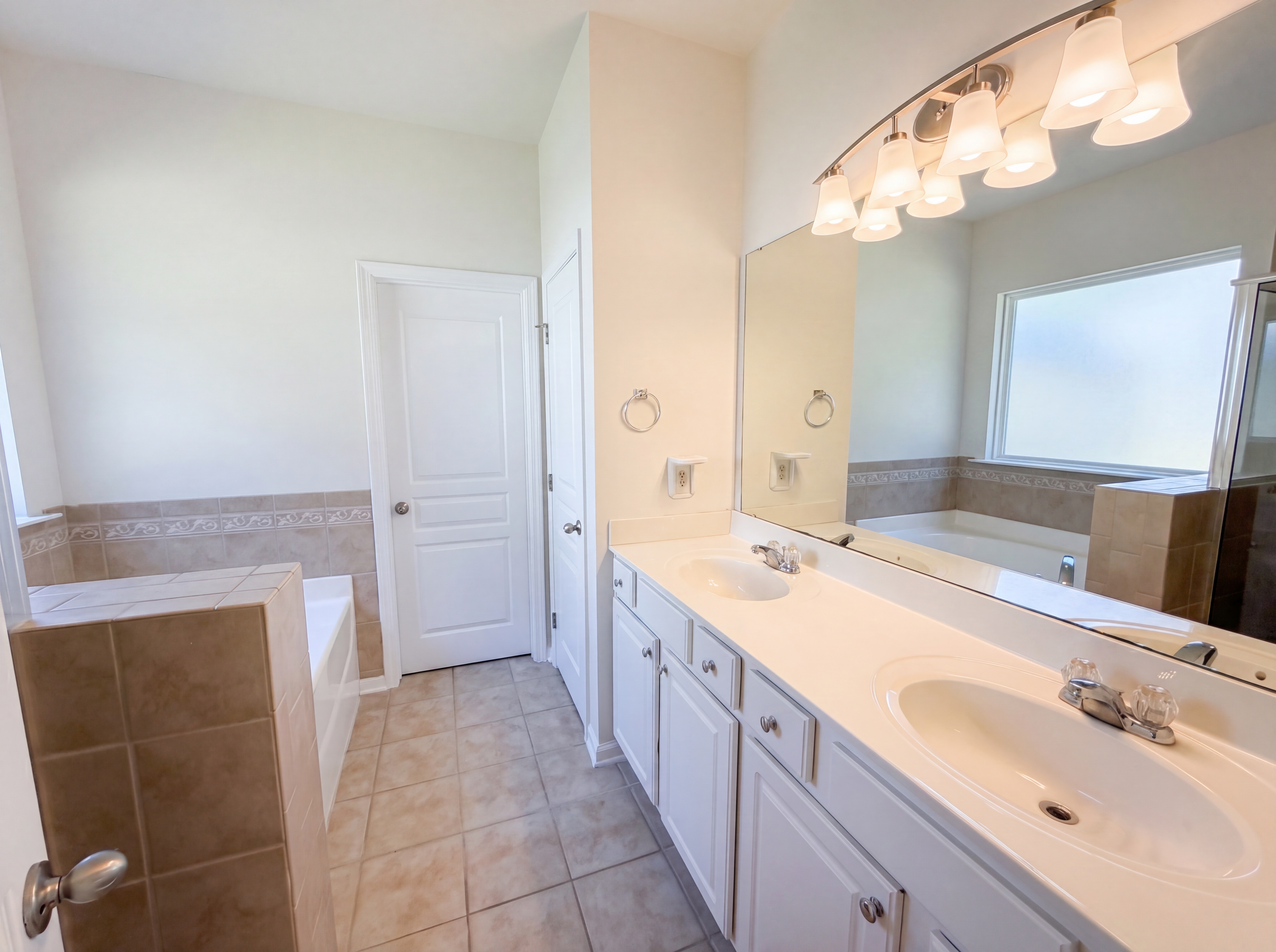 Photo 10 of 17 of 3216 Ranbir Dr, Durham, NC