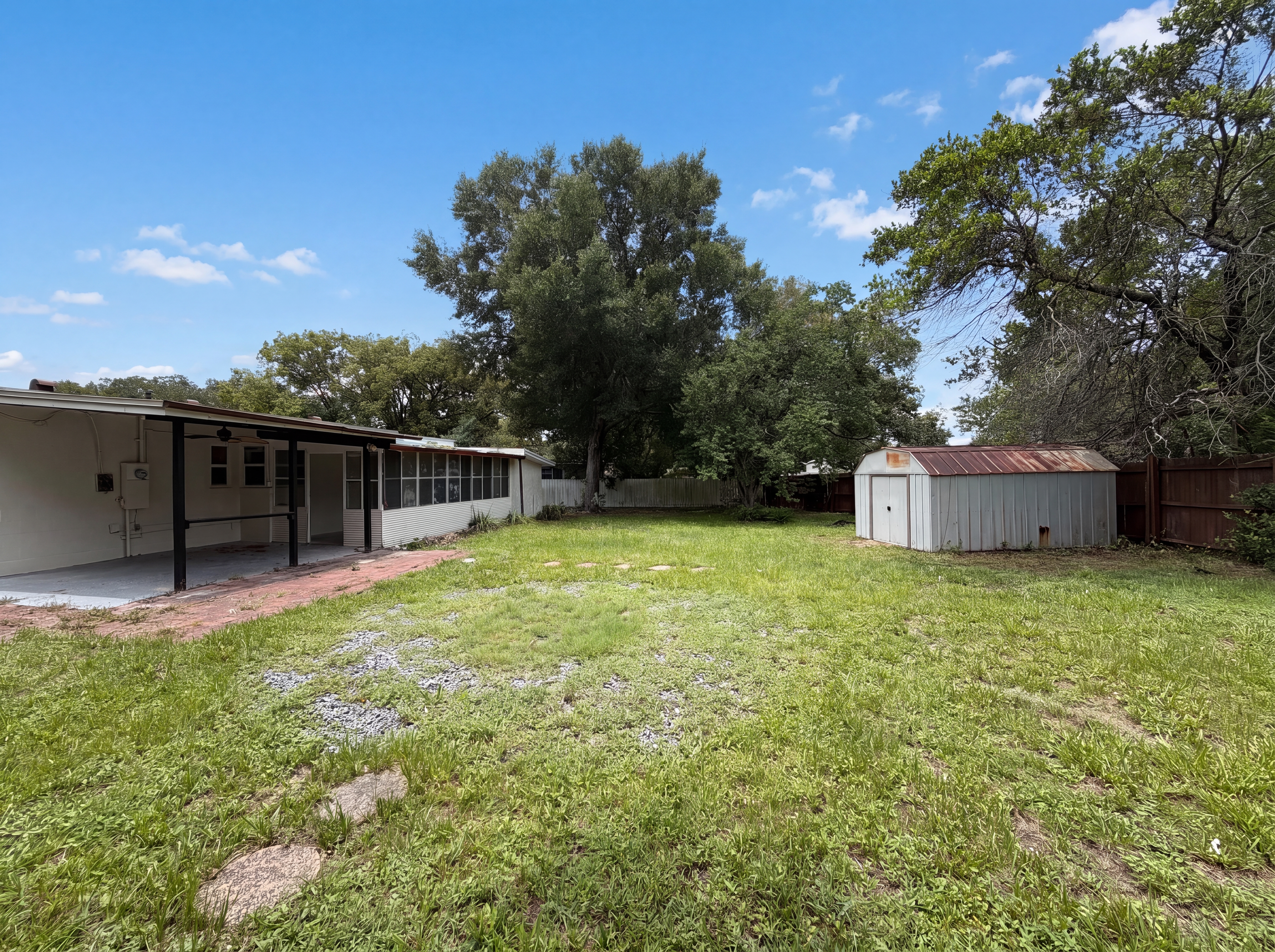 Photo 20 of 21 of 1502 Daroca Dr, Deltona, FL