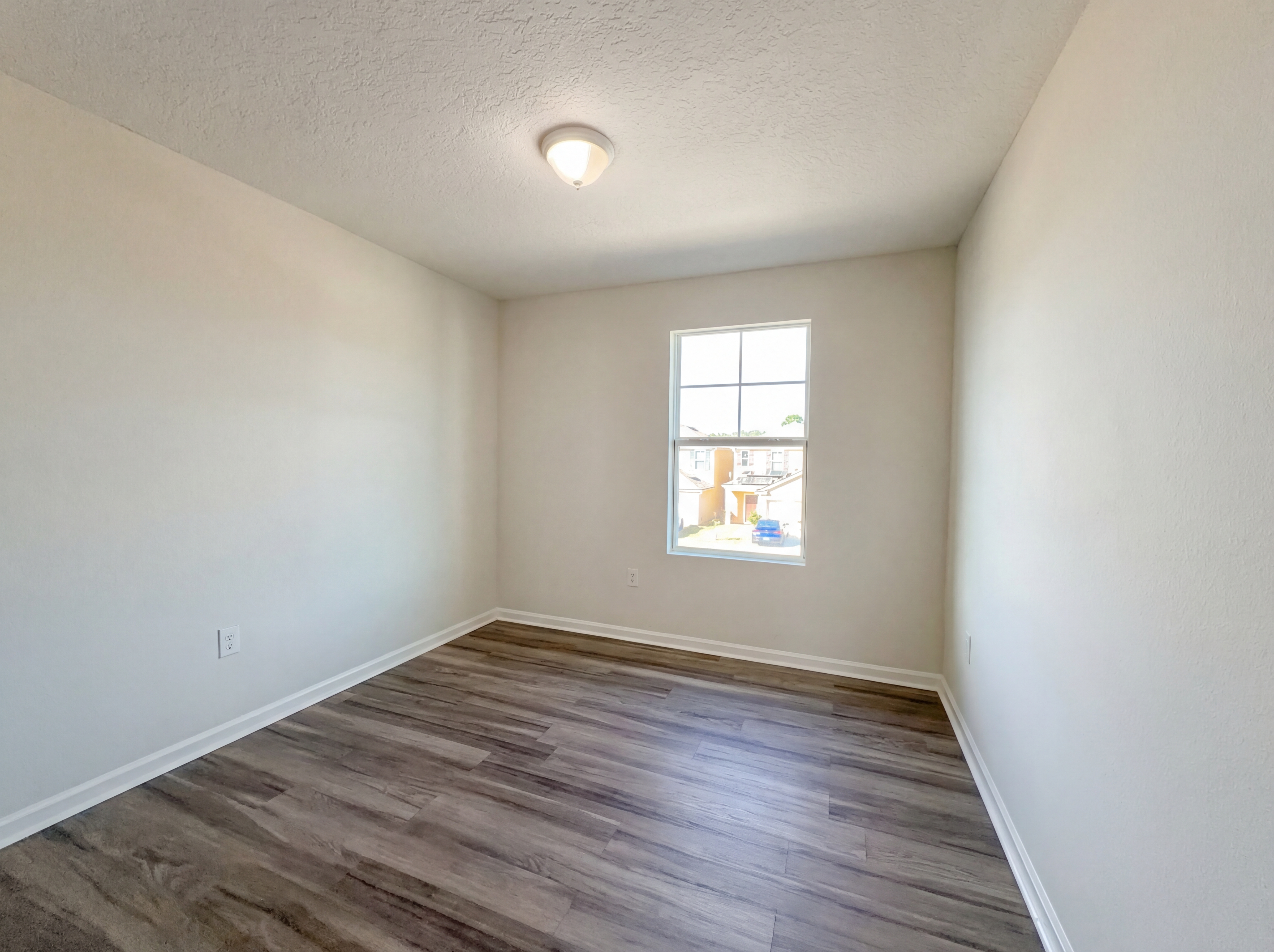 Photo 7 of 20 of 8592 Dylan Michael Dr, Jacksonville, FL