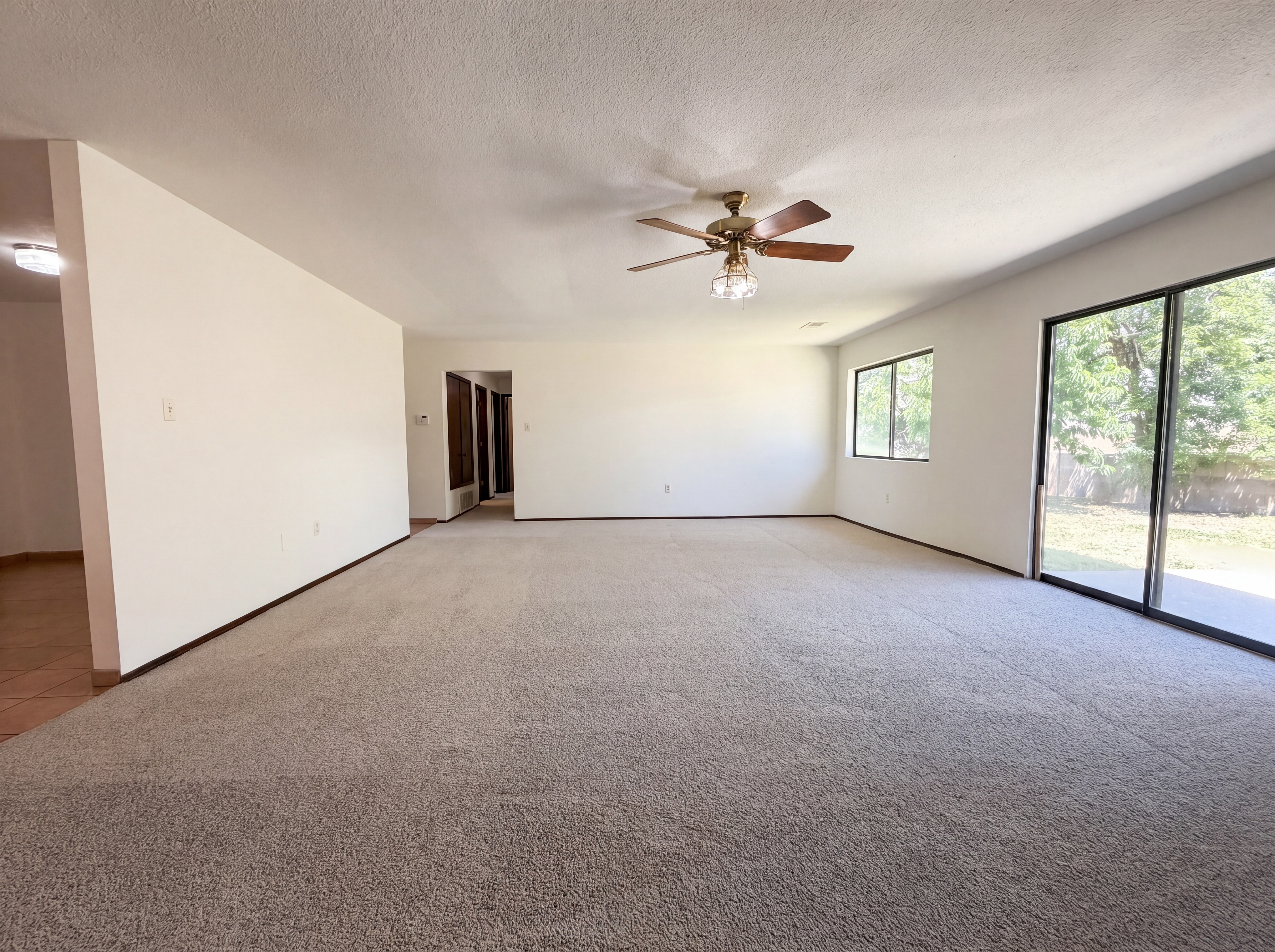 Photo 10 of 21 of 816 Omaha St NE, Albuquerque, NM